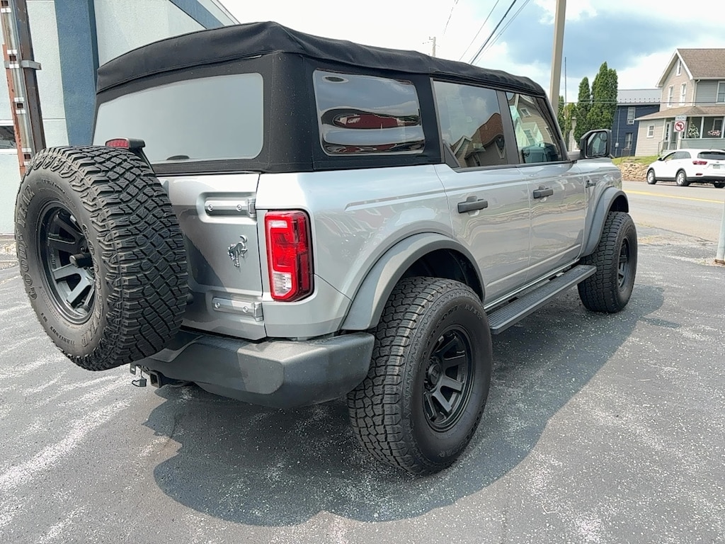 Used 2022 Ford Bronco Base SUV