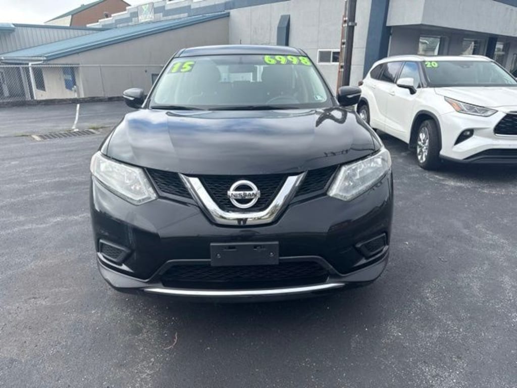 Used 2015 Nissan Rogue S SUV