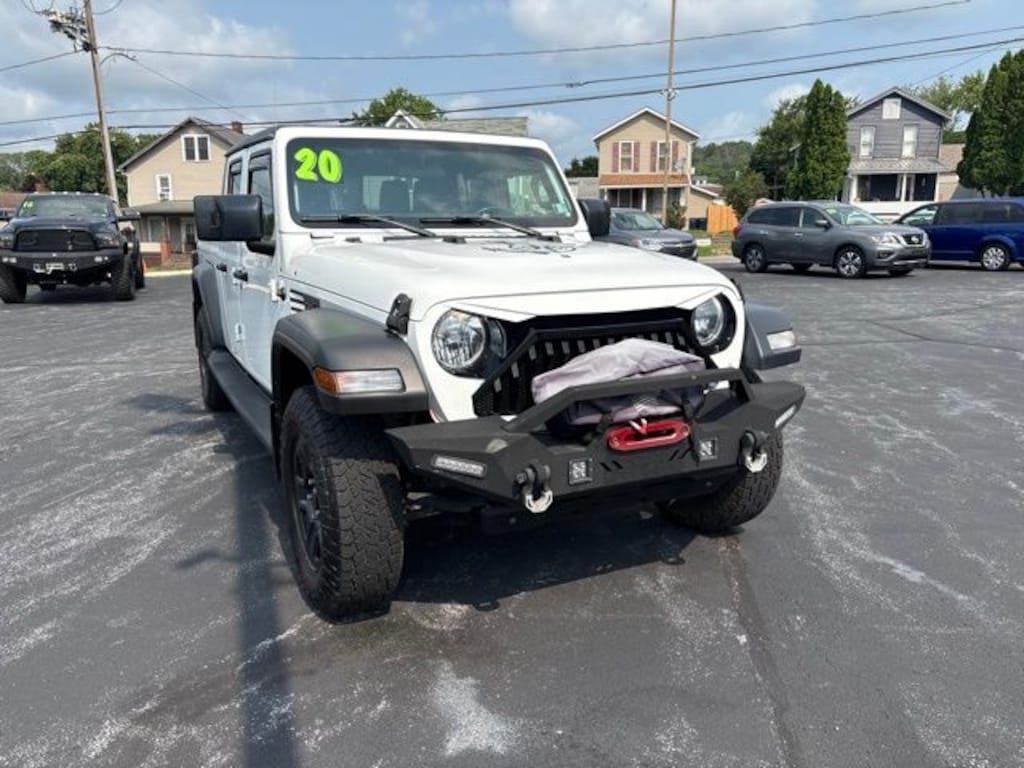 Used 2020 Jeep Gladiator Sport Truck
