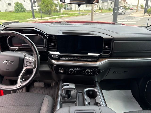 2022 Chevrolet Silverado 1500 RST - Photo 11