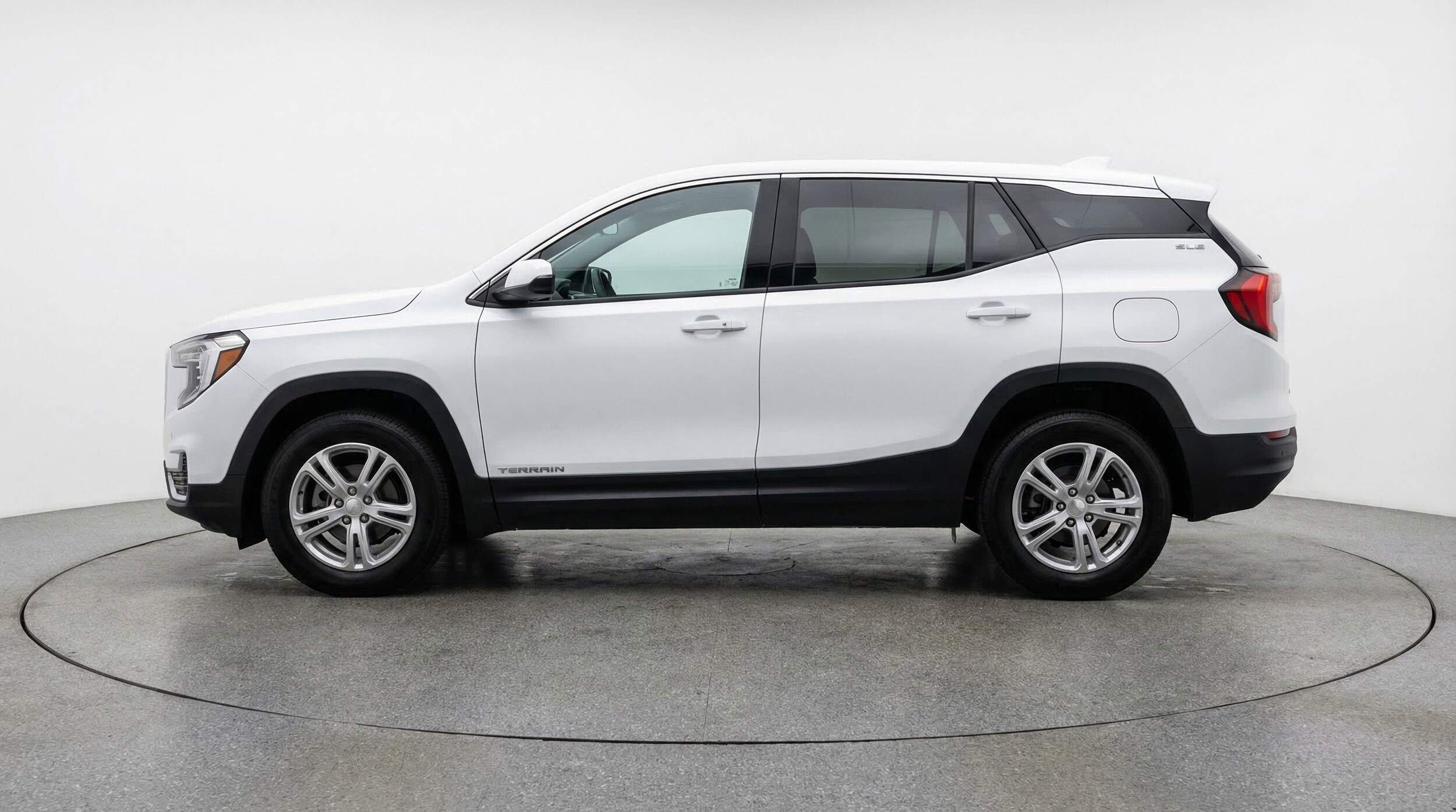 Thumbnail: 2024 GMC Terrain - 5