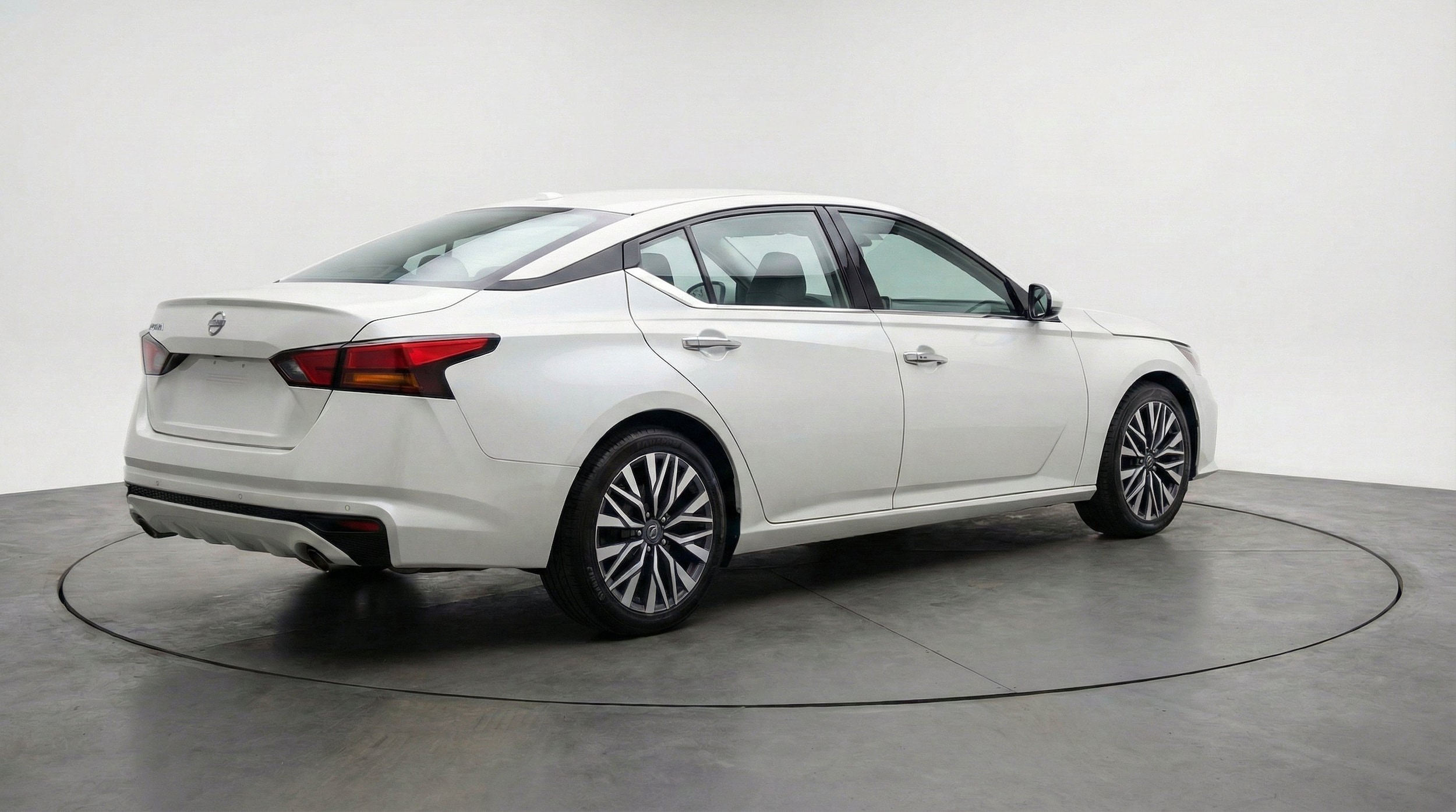 Thumbnail: 2025 Nissan Altima - 9