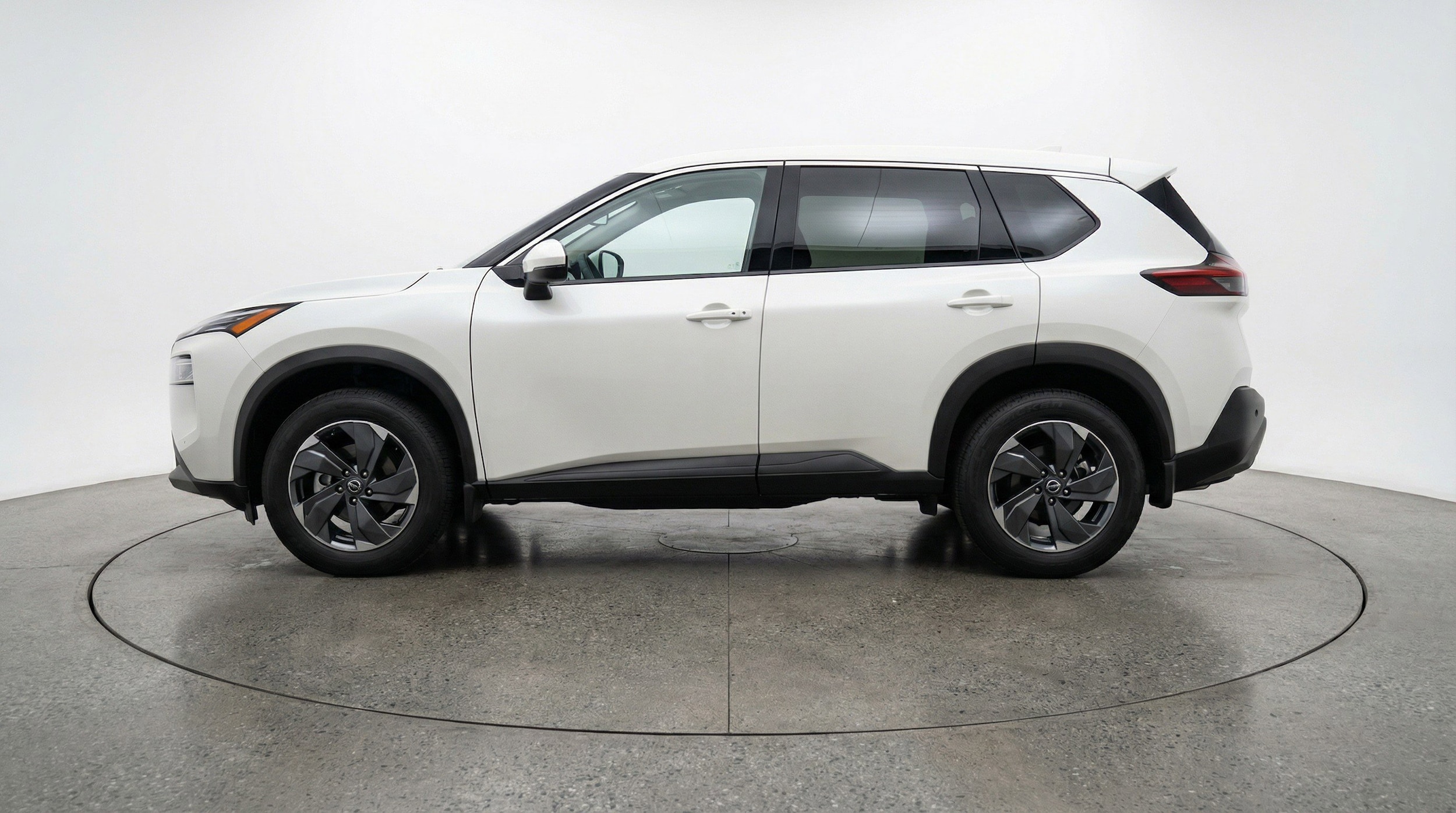 Thumbnail: 2025 Nissan Rogue - 5