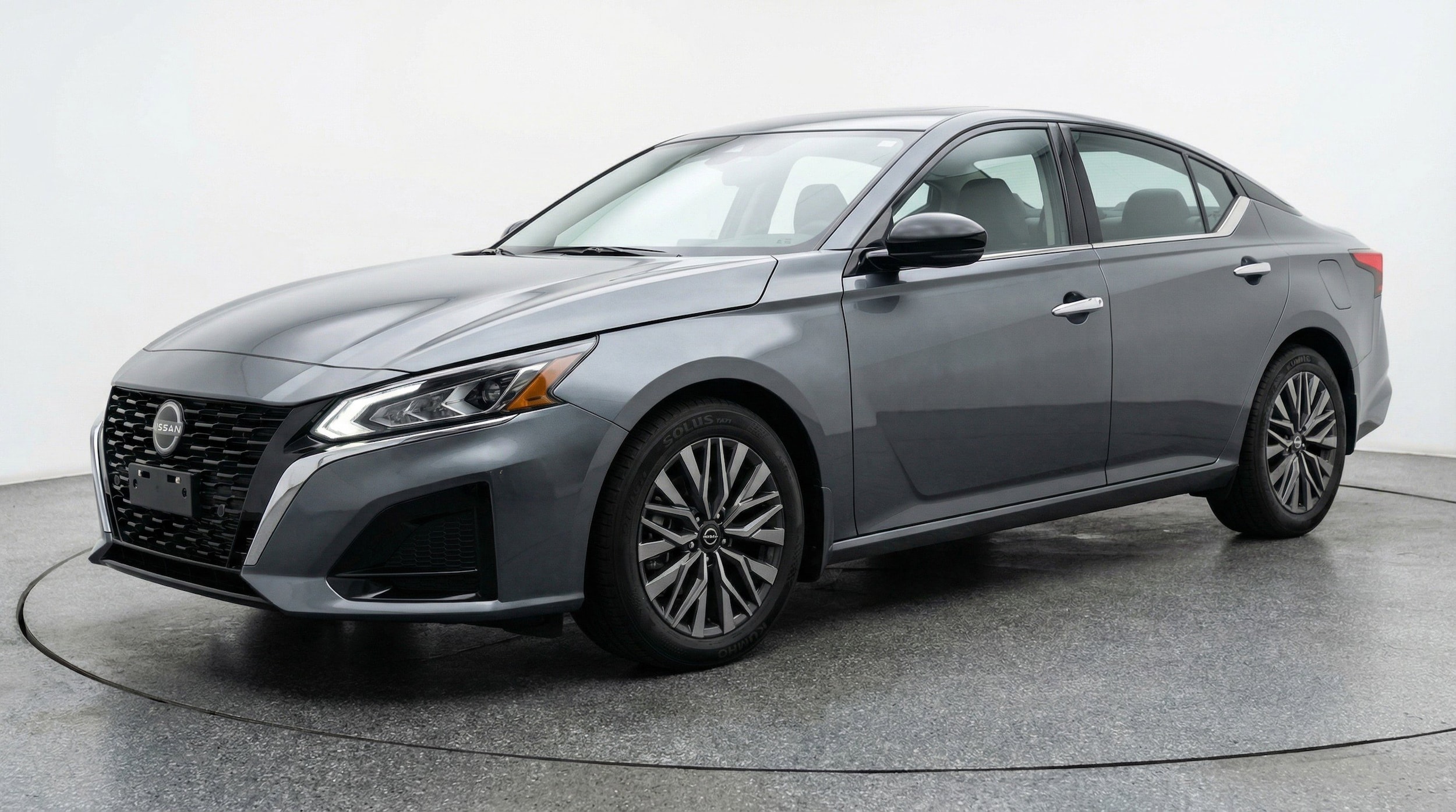 Thumbnail: 2025 Nissan Altima - 3