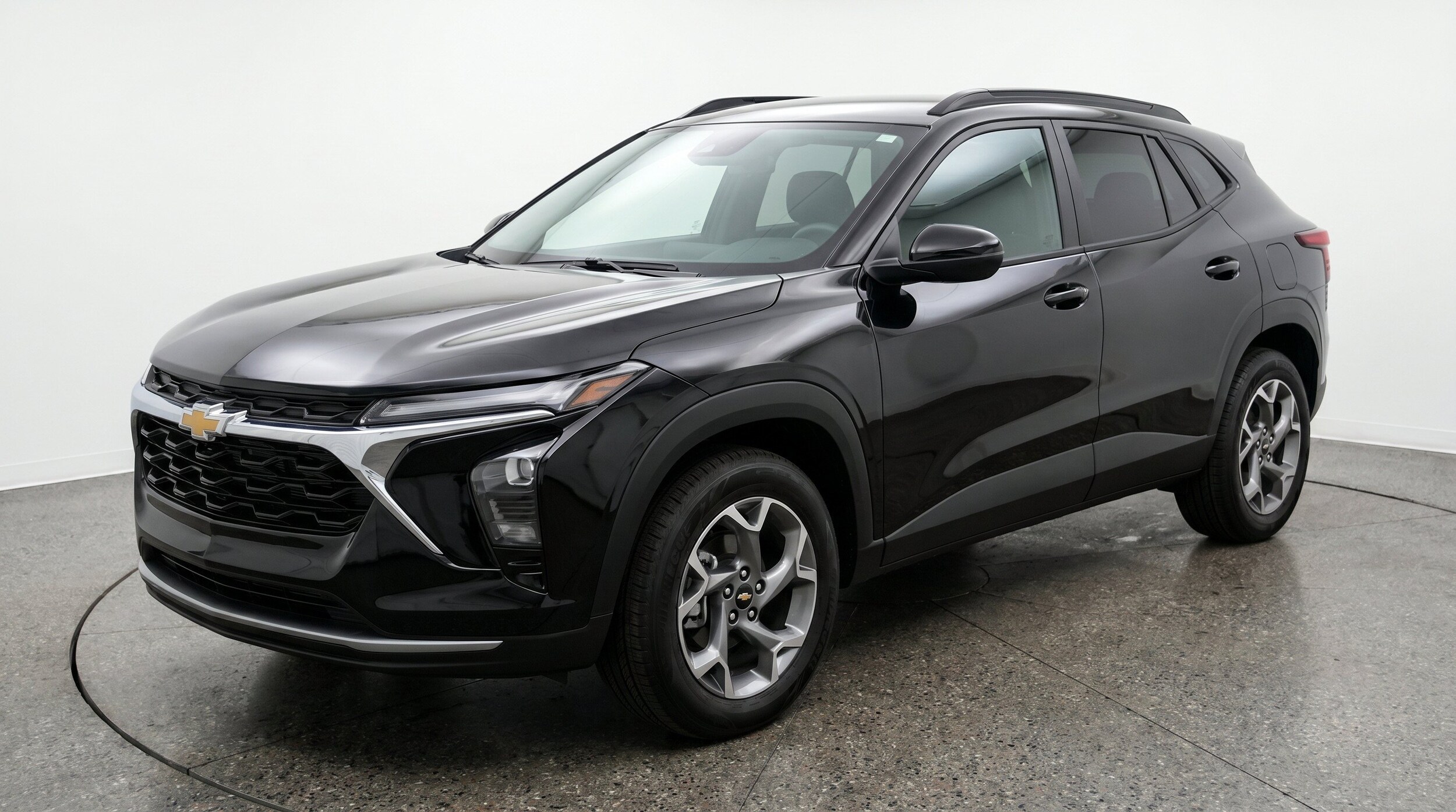 Thumbnail: 2025 Chevrolet Trax - 3