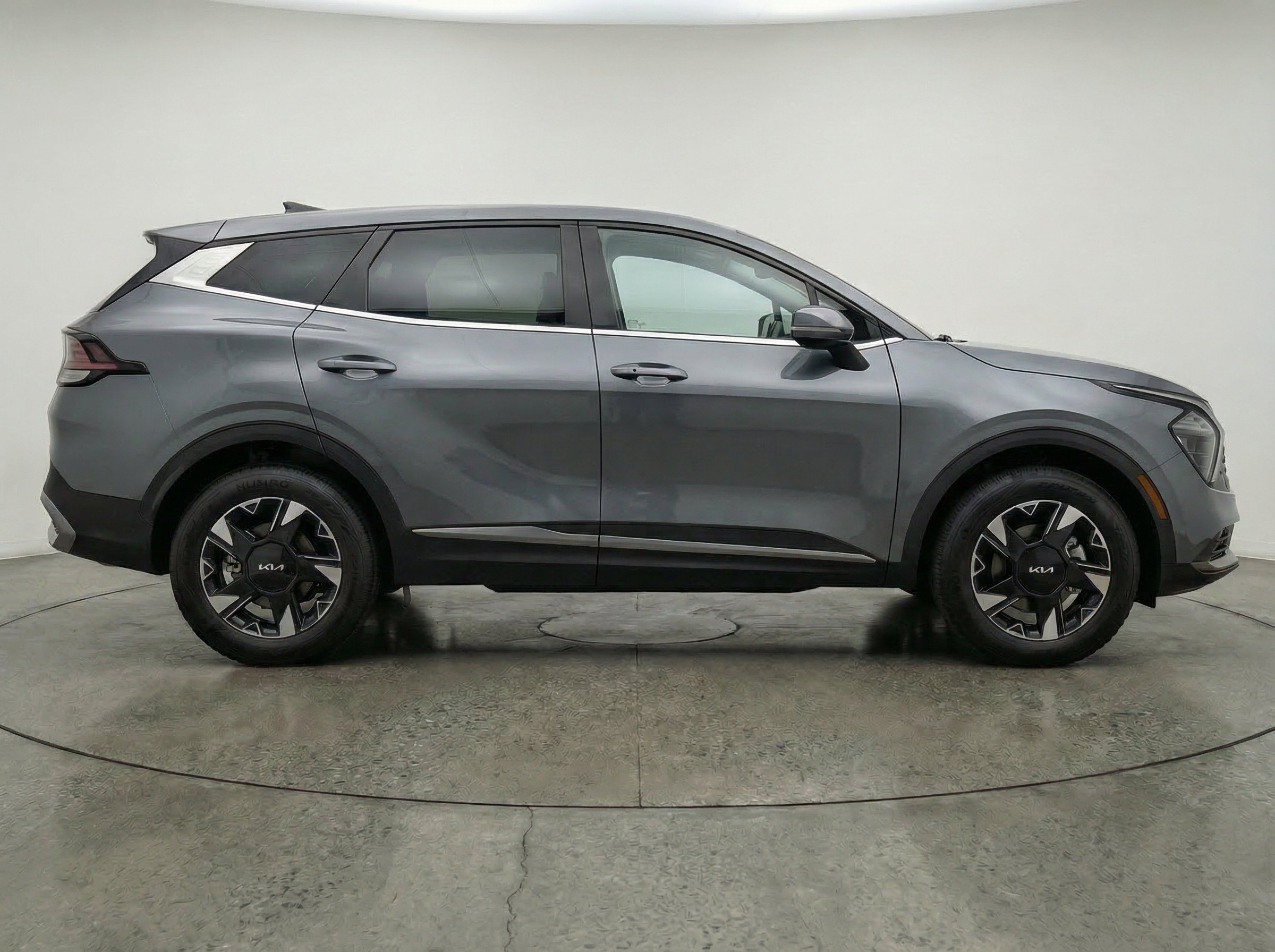 Thumbnail: 2026 Kia Sportage - 10