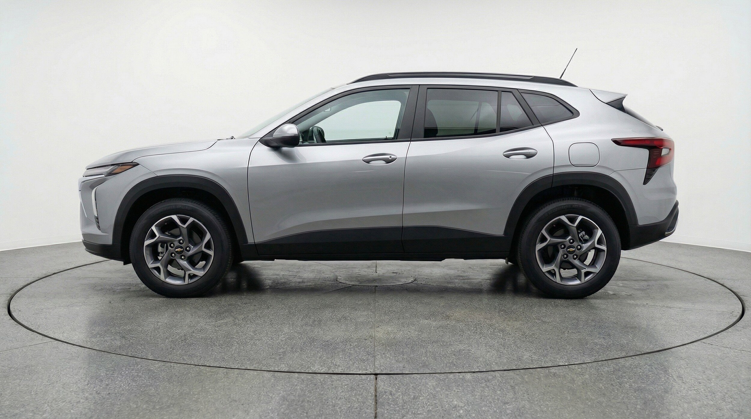 Thumbnail: 2025 Chevrolet Trax - 5