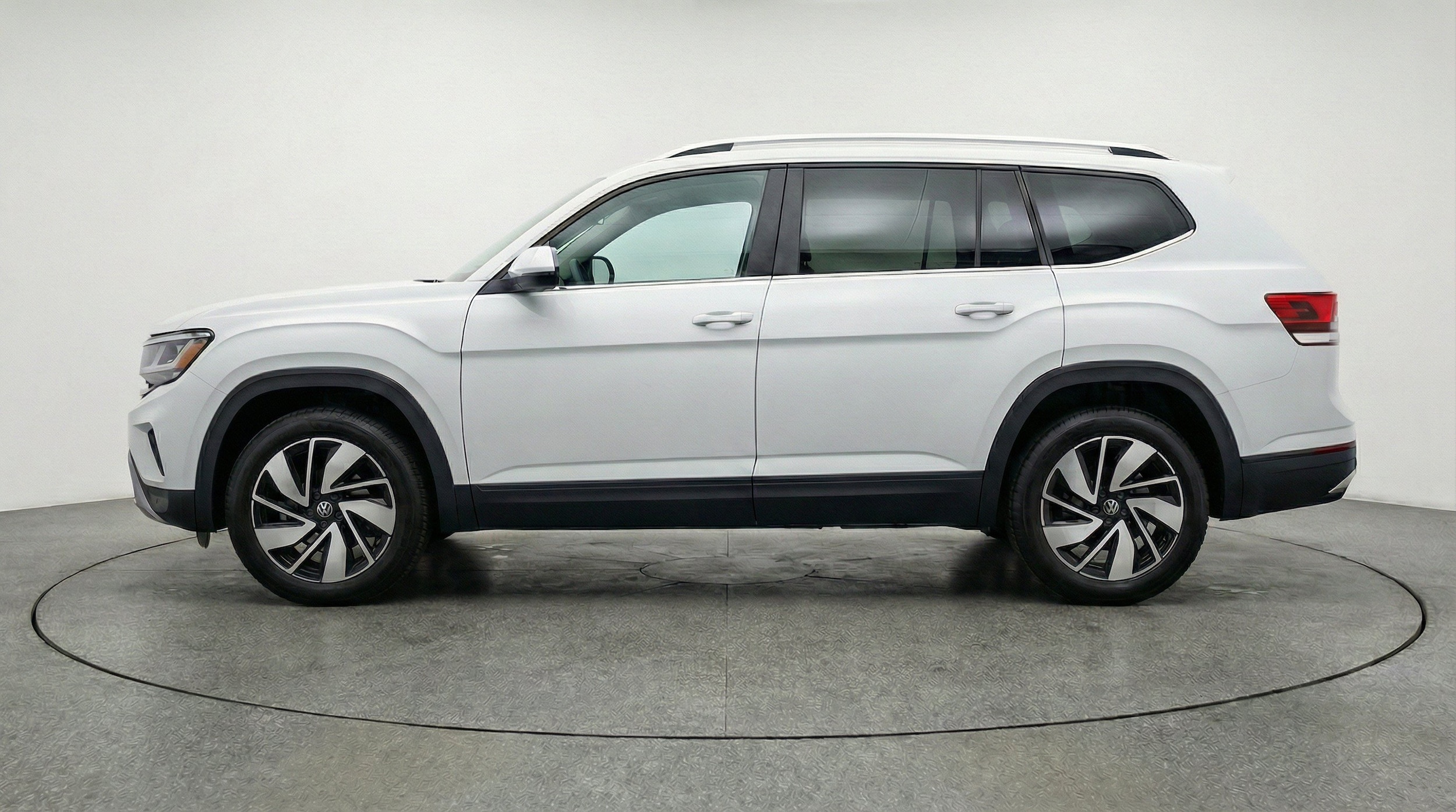 Thumbnail: 2026 Volkswagen Atlas - 5
