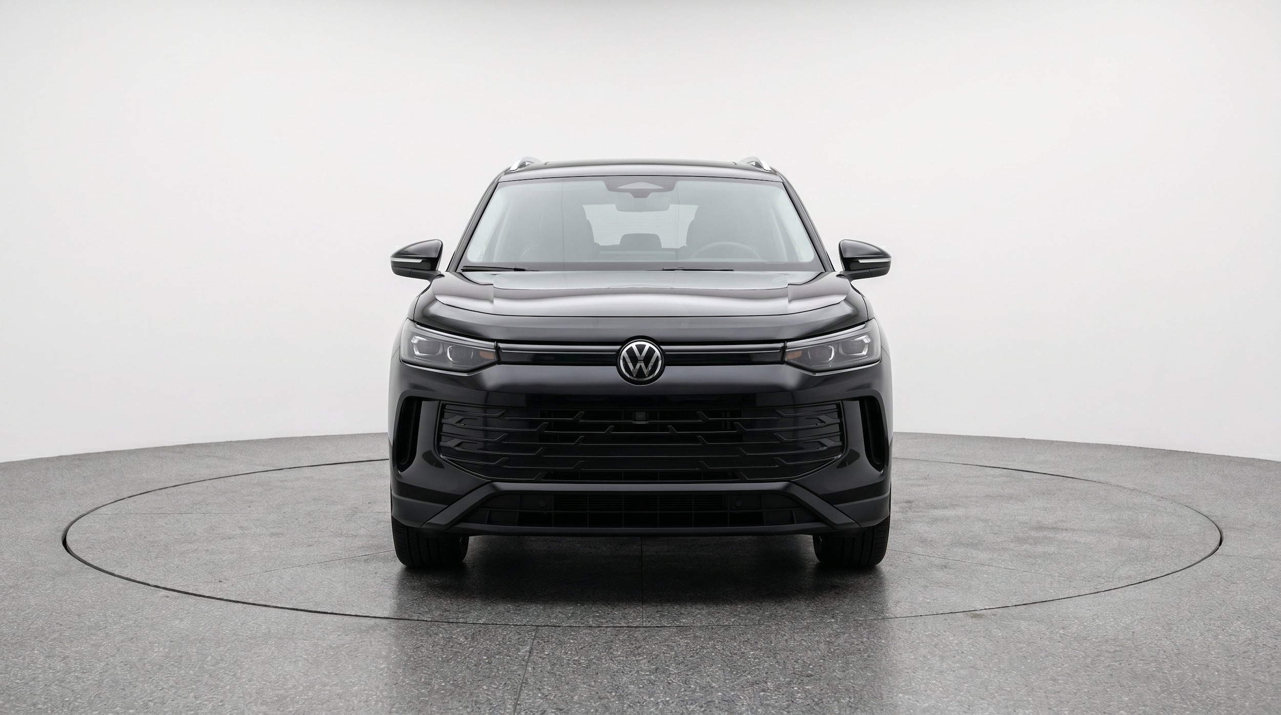 Thumbnail: 2026 Volkswagen Tiguan - 2