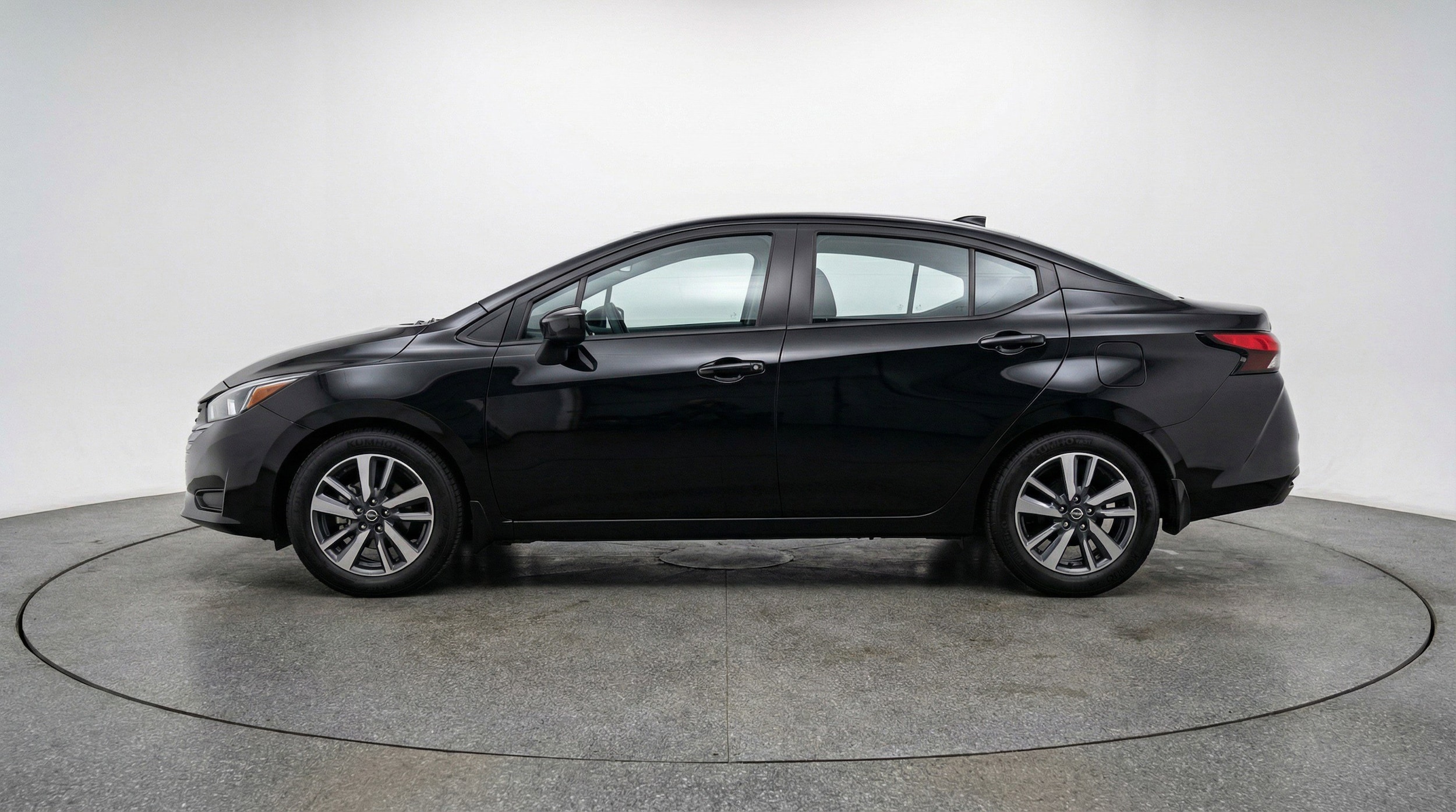 Thumbnail: 2025 Nissan Versa - 5