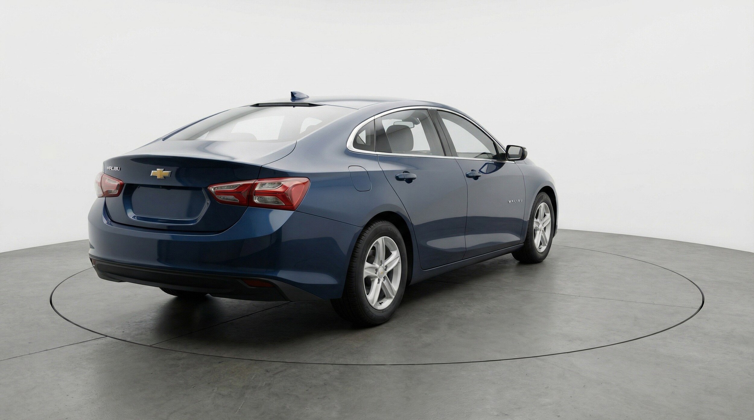 Thumbnail: 2023 Chevrolet Malibu - 9