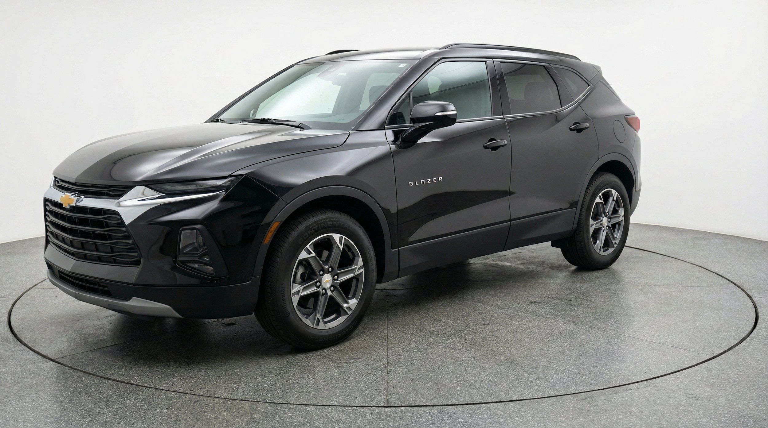 Thumbnail: 2025 Chevrolet Blazer - 3