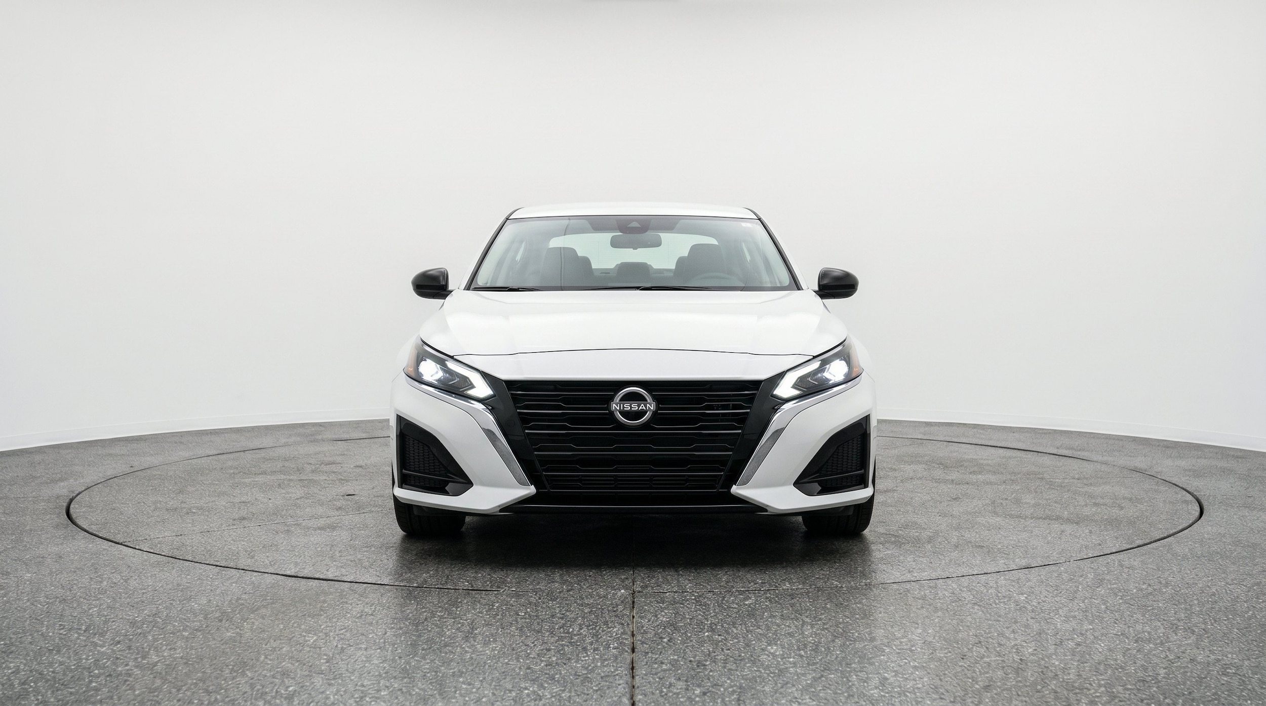 Thumbnail: 2025 Nissan Altima - 2