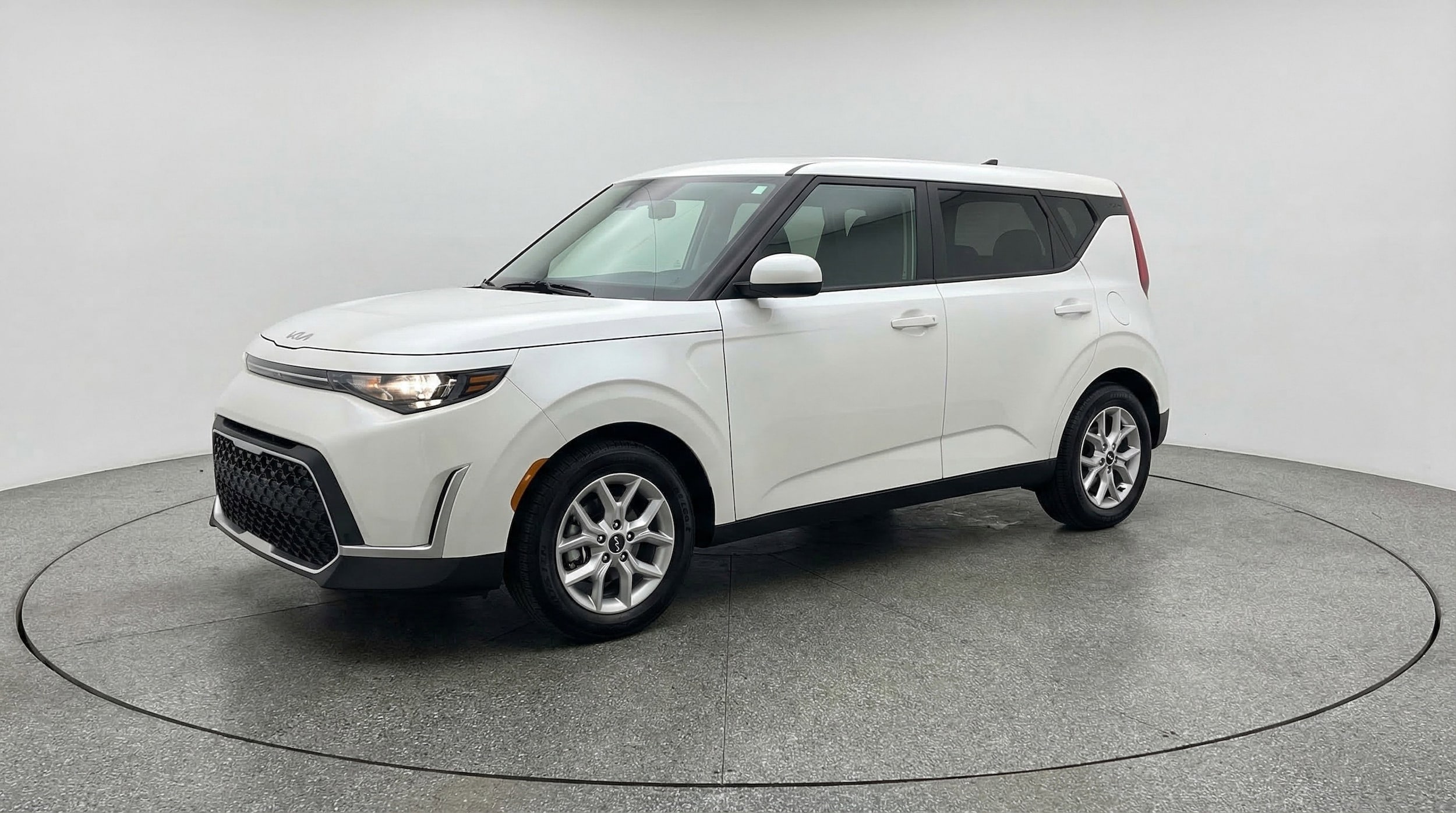 Thumbnail: 2025 Kia Soul - 3