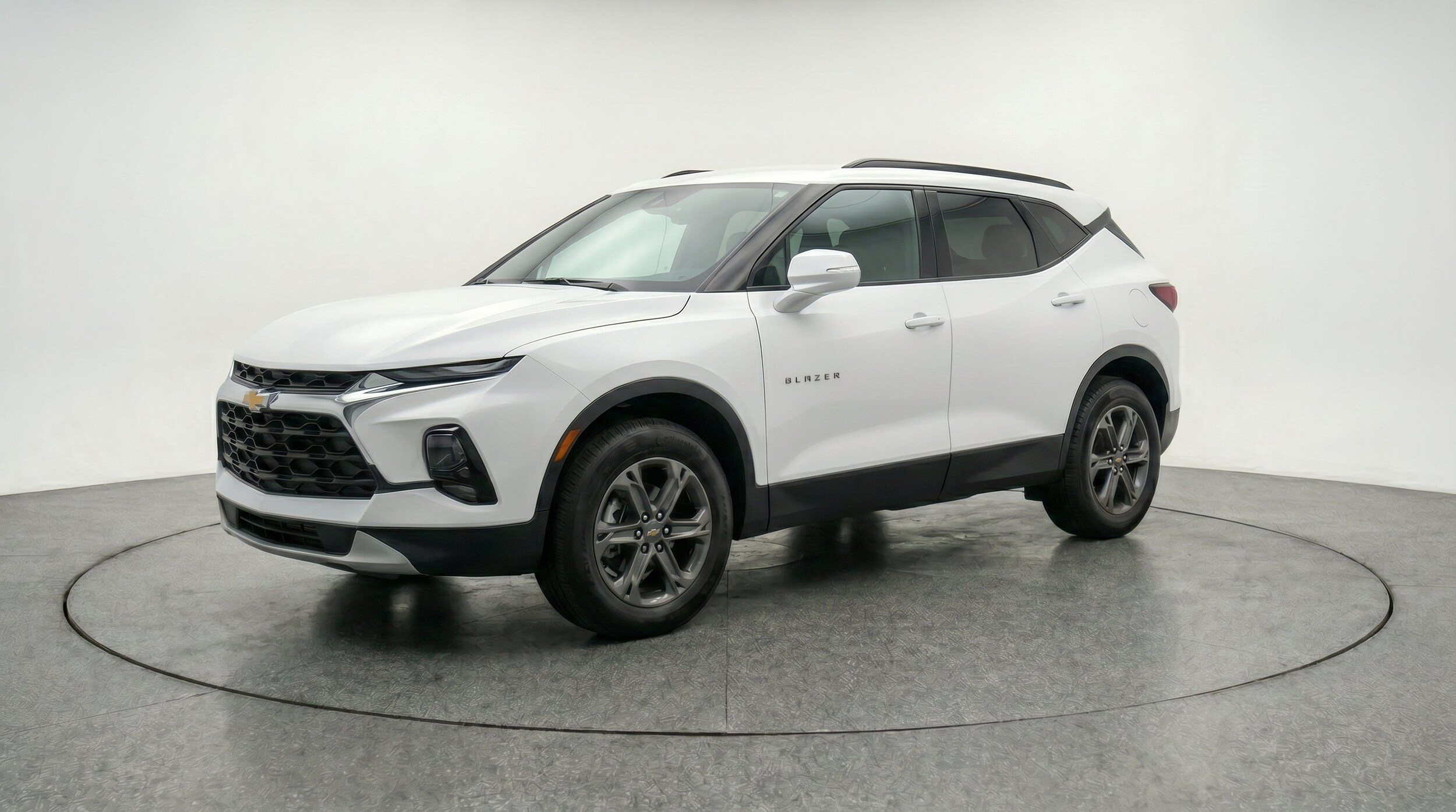 Thumbnail: 2026 Chevrolet Blazer - 3