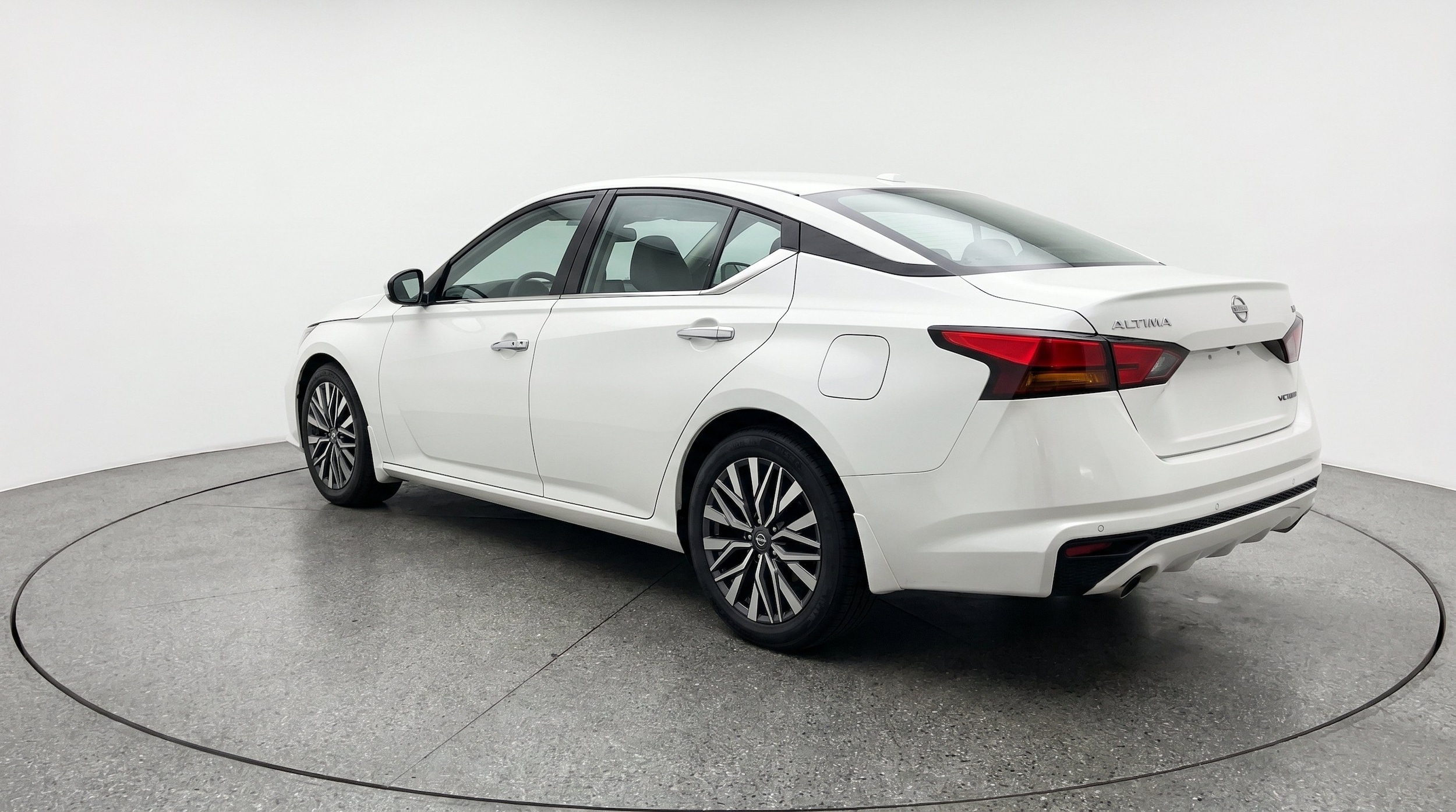 Thumbnail: 2025 Nissan Altima - 6
