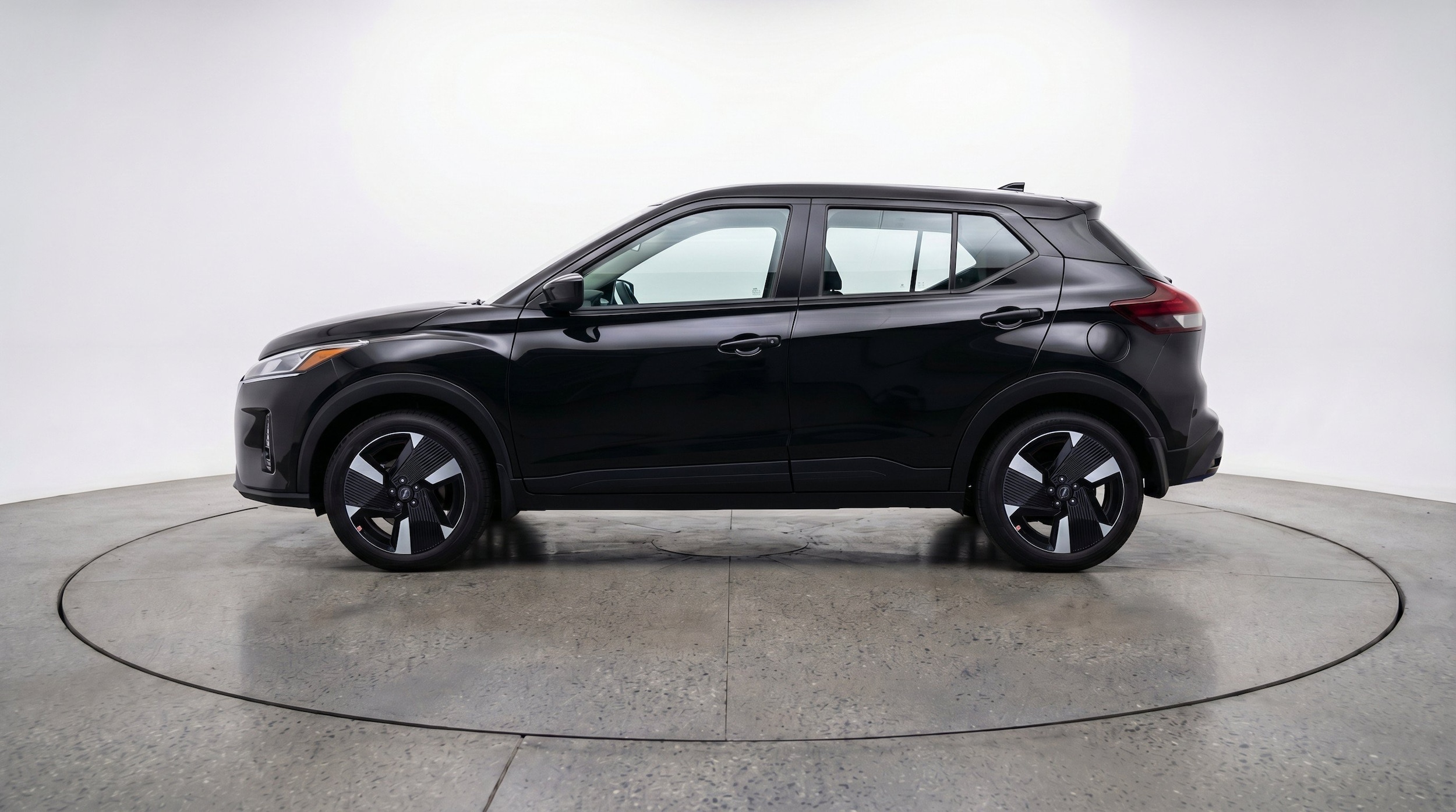 Thumbnail: 2026 Nissan Kicks - 5