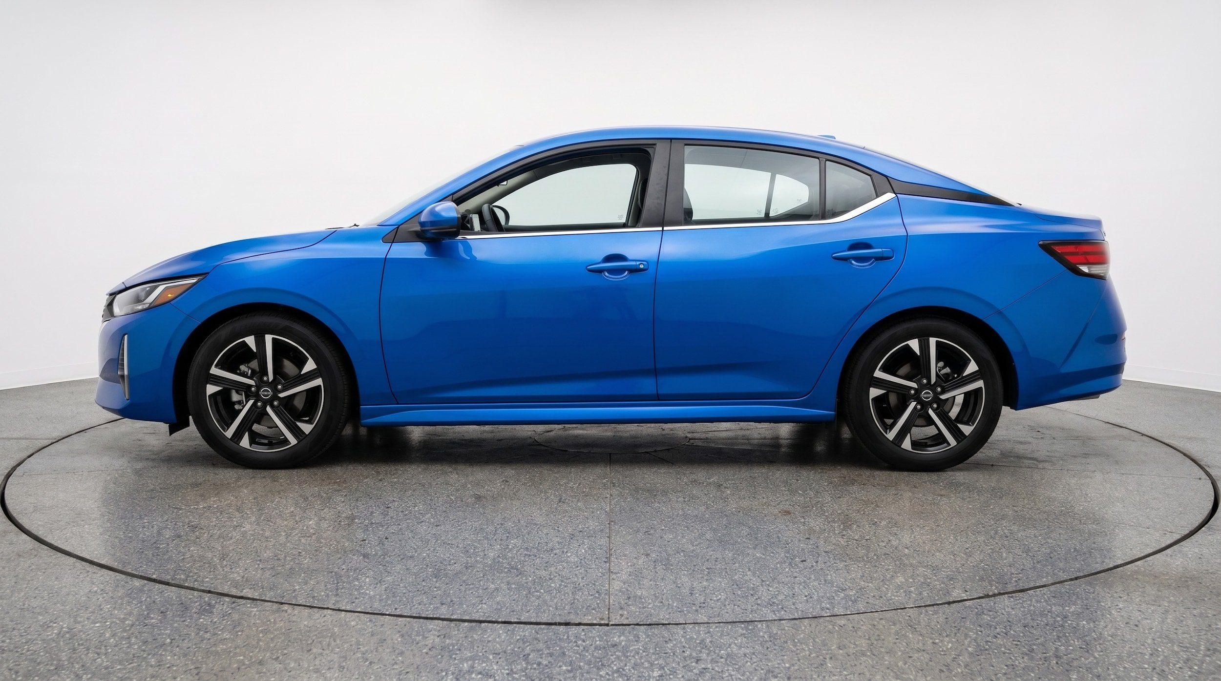 Thumbnail: 2025 Nissan Sentra - 4