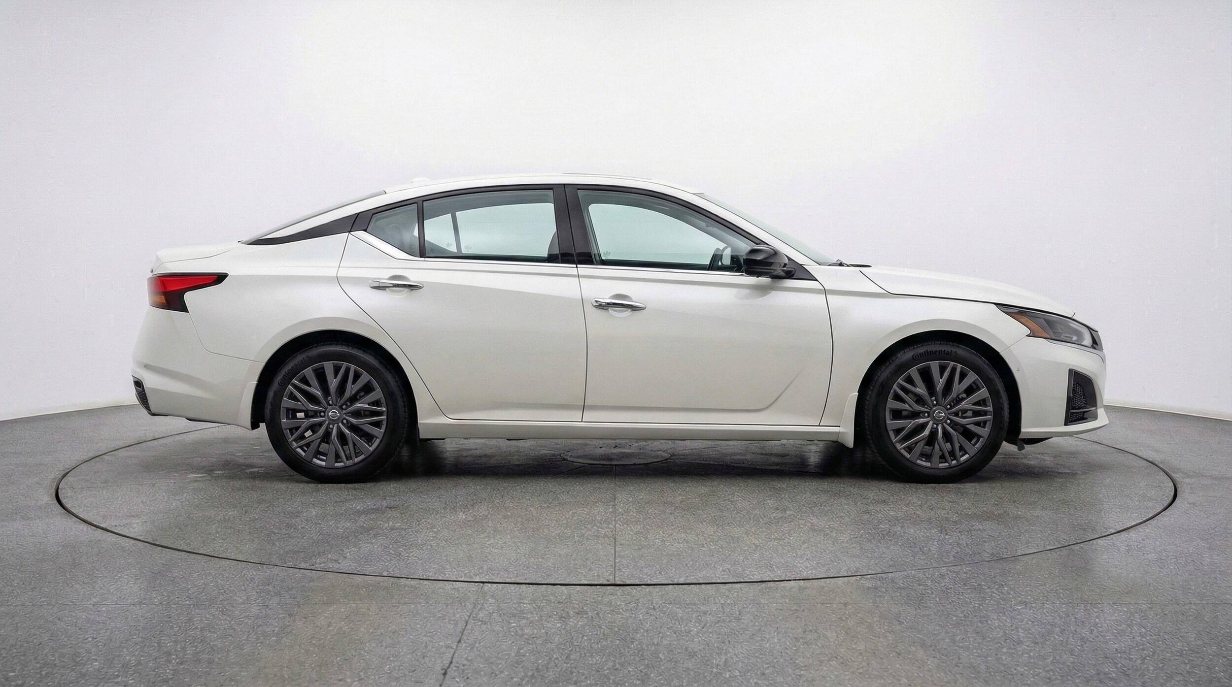 Thumbnail: 2025 Nissan Altima - 11