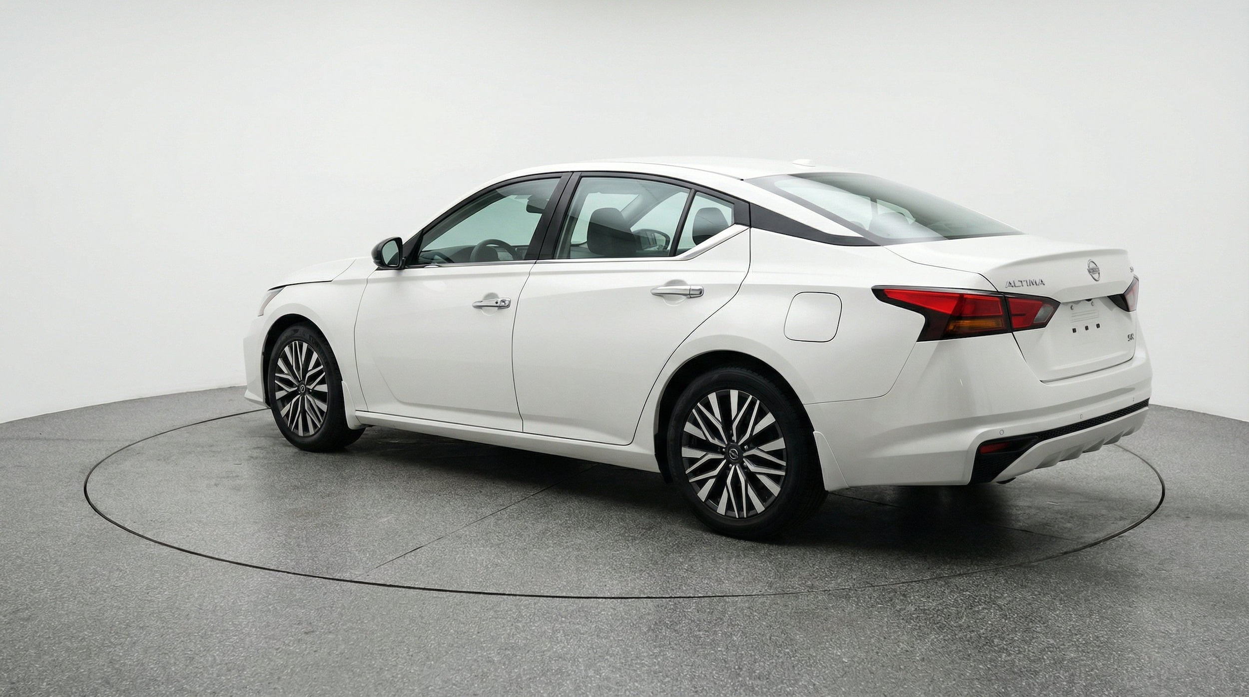 Thumbnail: 2025 Nissan Altima - 6