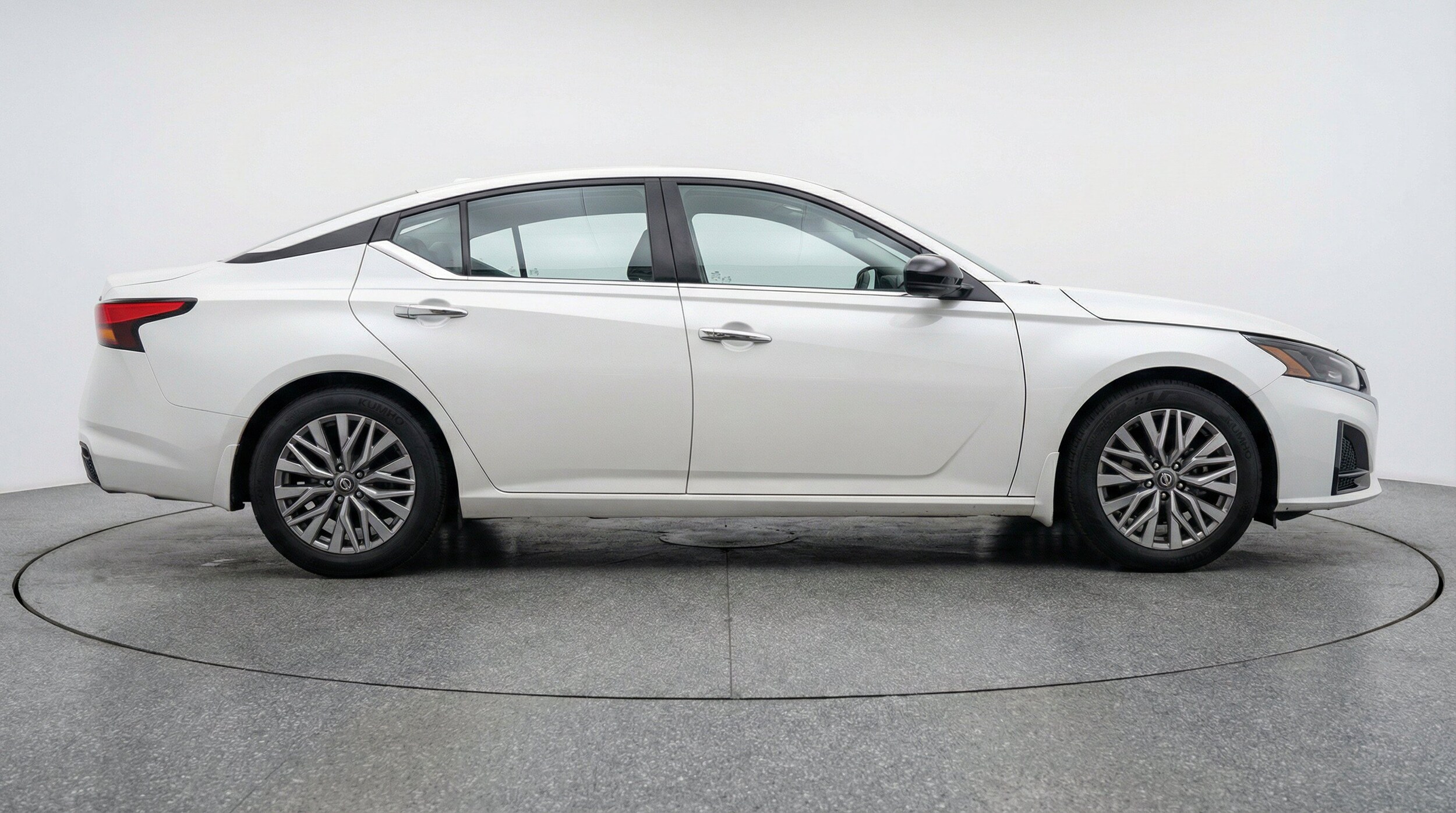 Thumbnail: 2025 Nissan Altima - 11