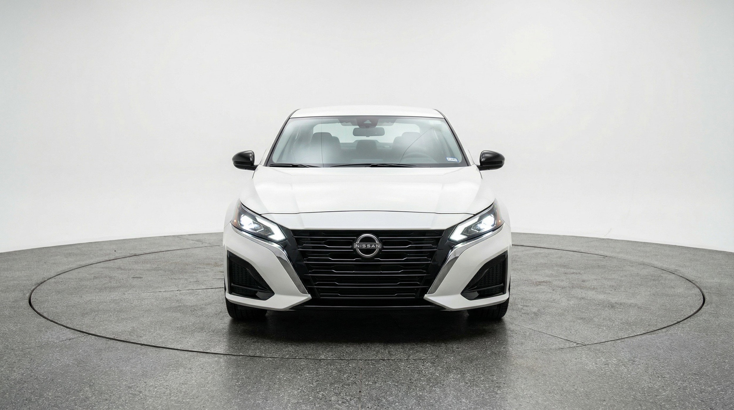 Thumbnail: 2025 Nissan Altima - 2