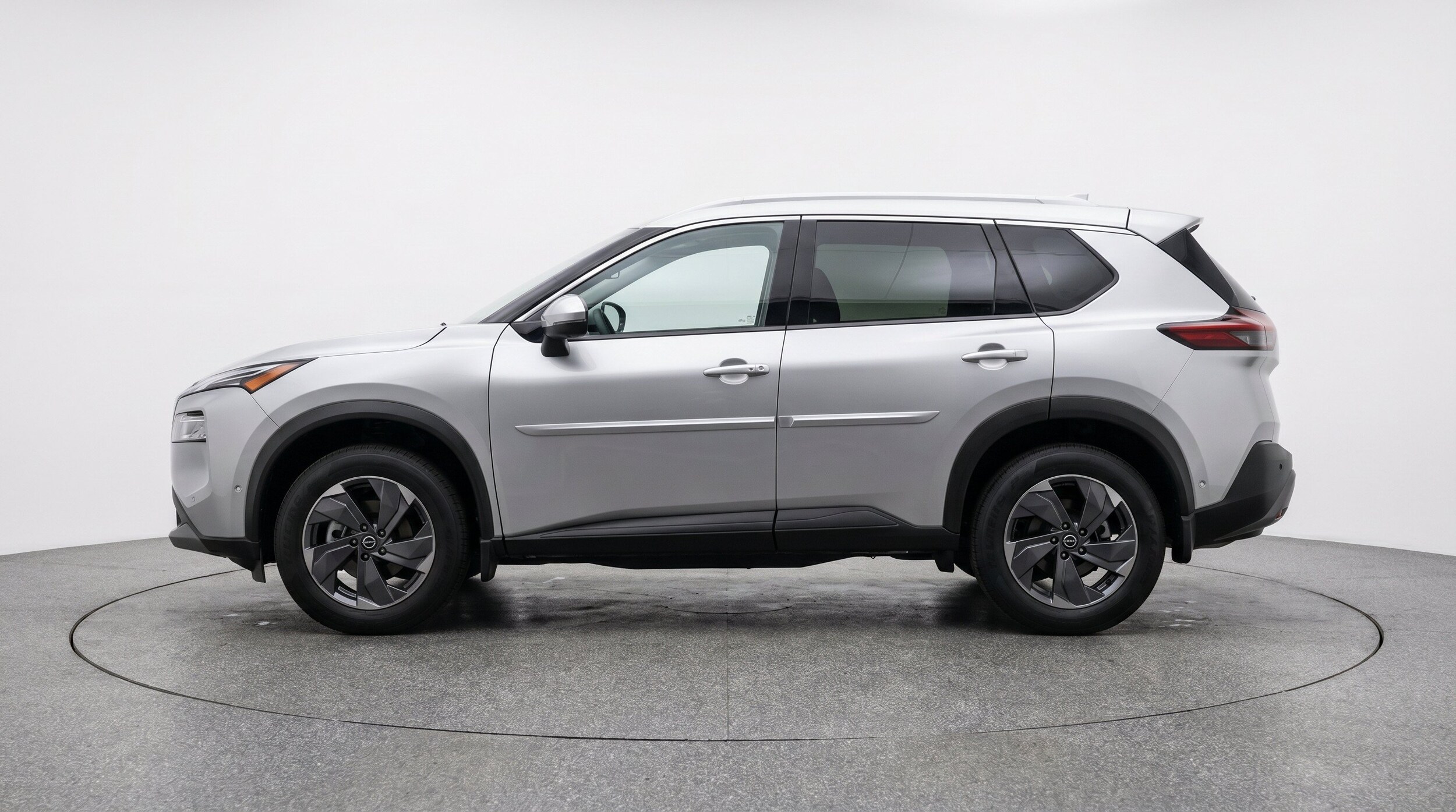Thumbnail: 2025 Nissan Rogue - 5