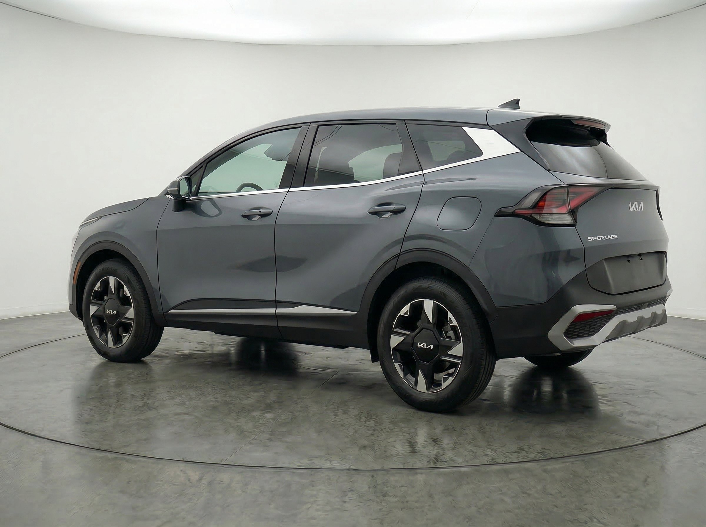 Thumbnail: 2026 Kia Sportage - 6