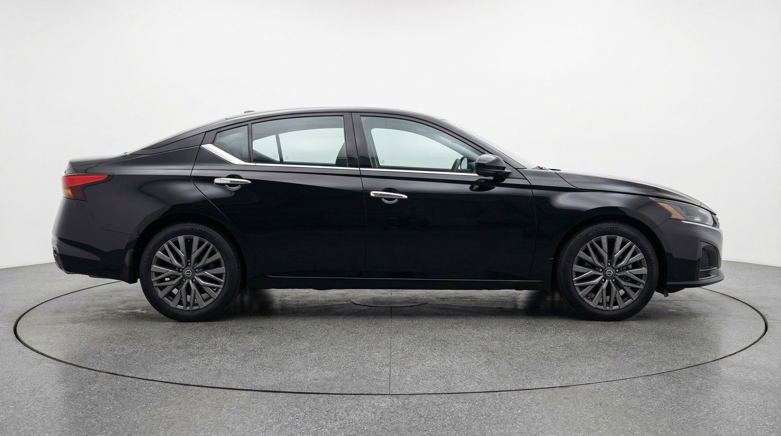 Thumbnail: 2025 Nissan Altima - 11