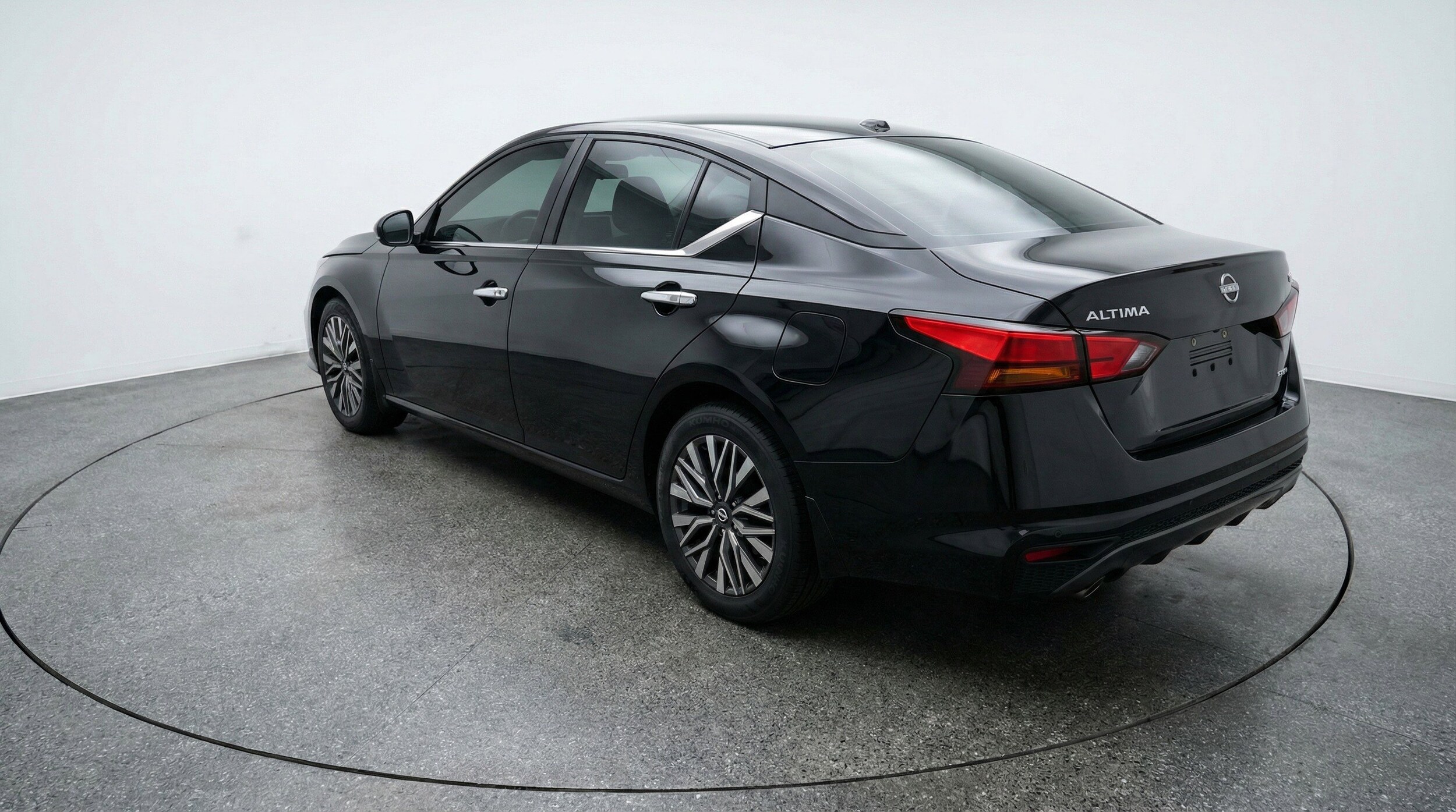 Thumbnail: 2025 Nissan Altima - 6