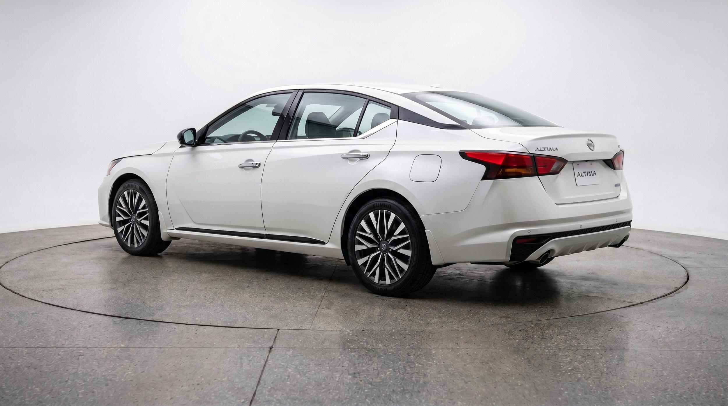Thumbnail: 2025 Nissan Altima - 6