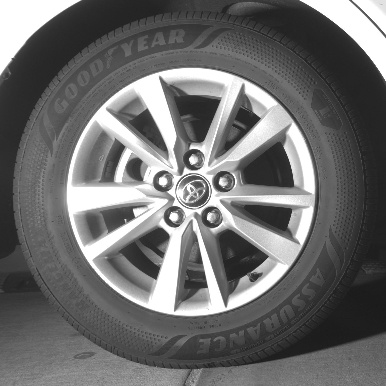 Thumbnail: 2025 Toyota Camry - 15