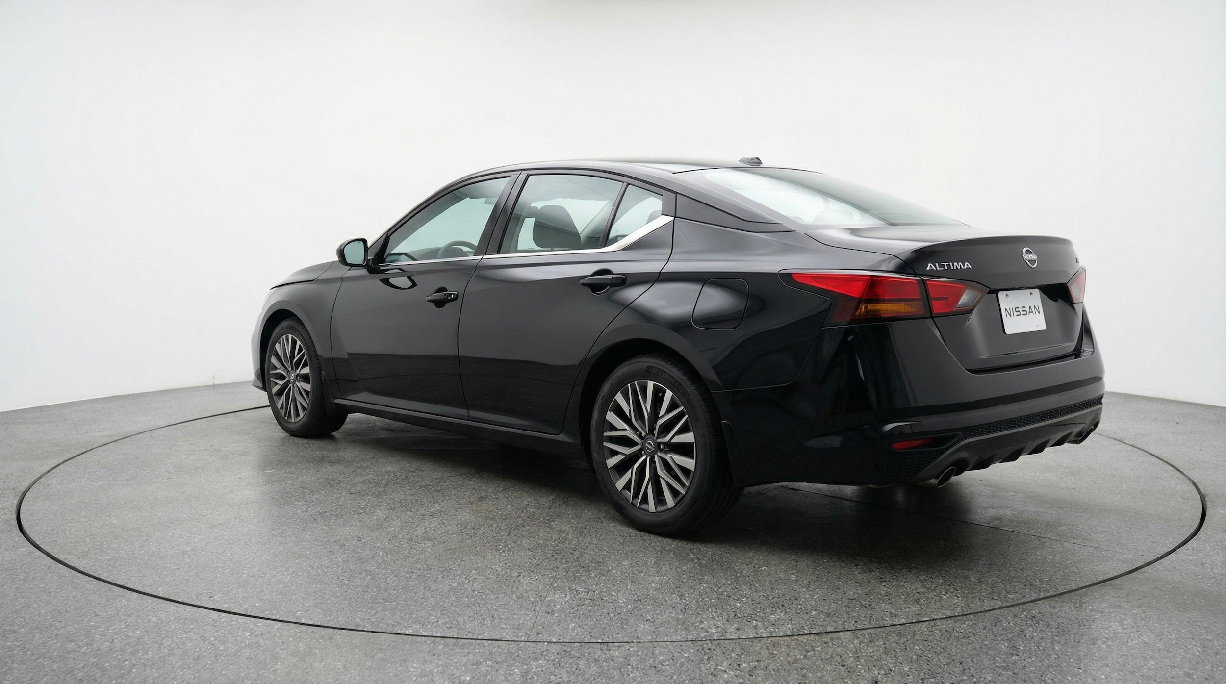 Thumbnail: 2025 Nissan Altima - 6