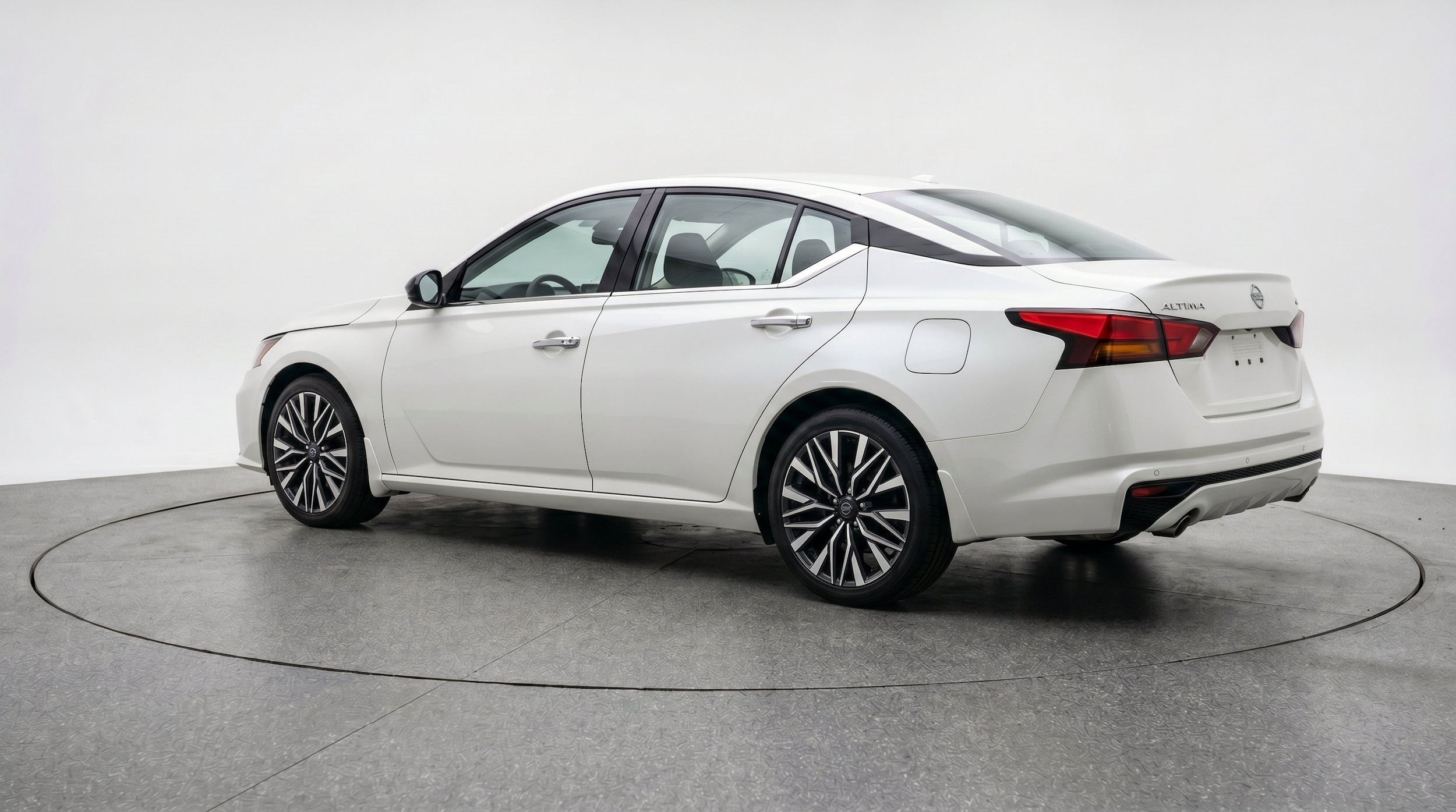Thumbnail: 2025 Nissan Altima - 6