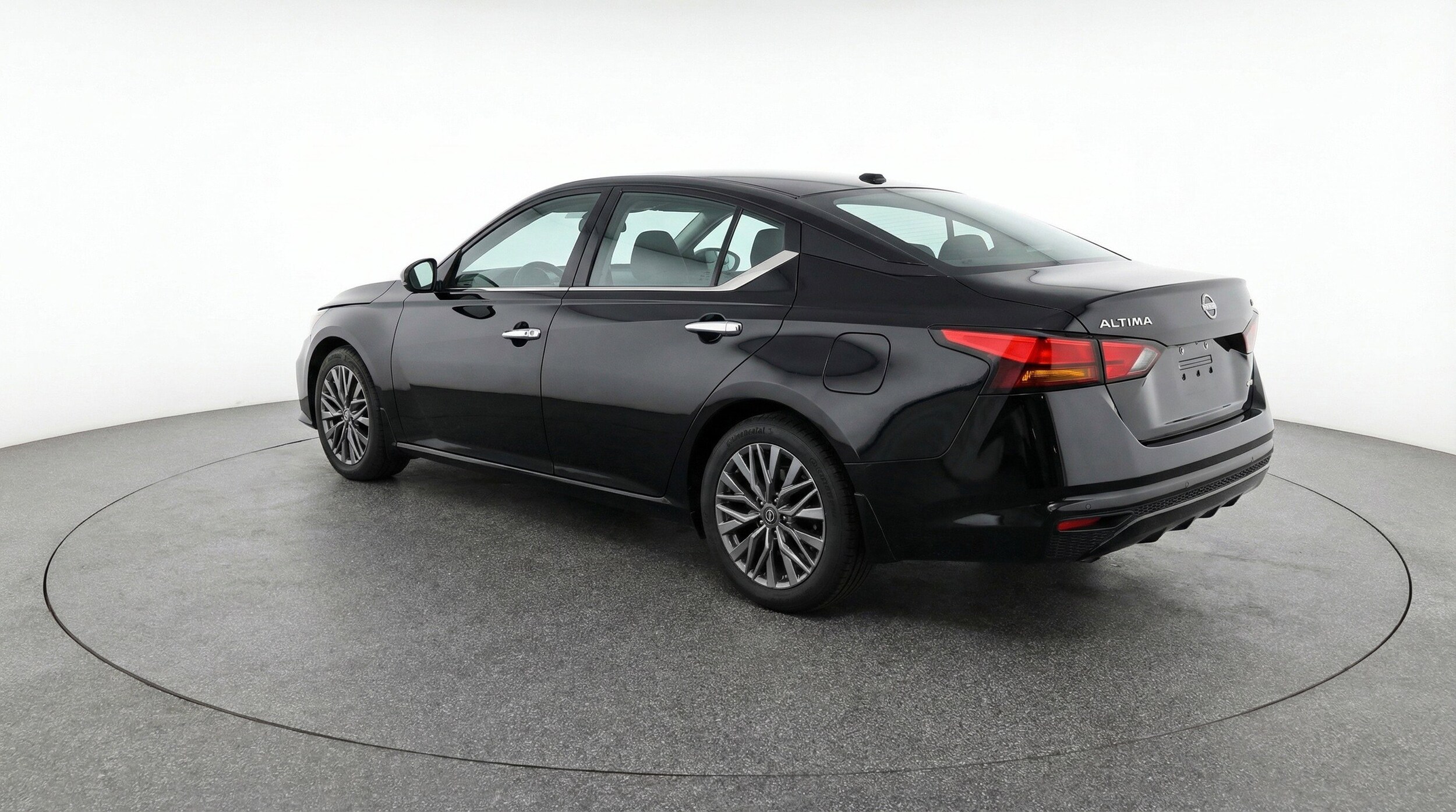 Thumbnail: 2025 Nissan Altima - 6