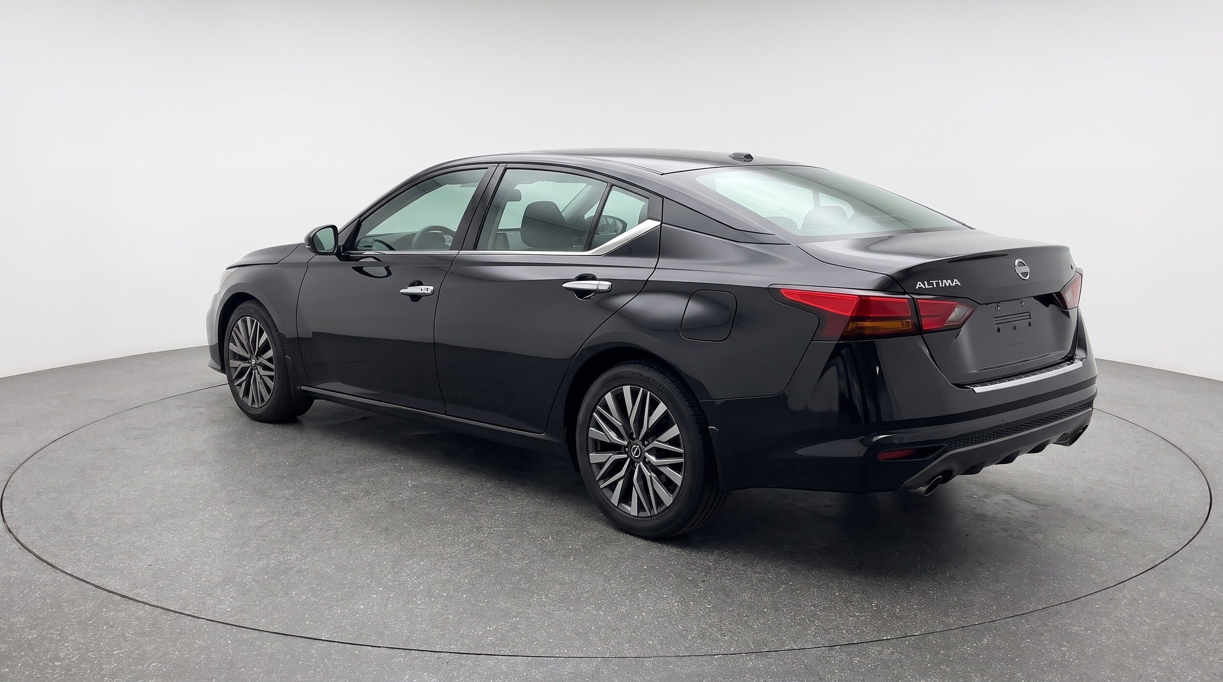 Thumbnail: 2025 Nissan Altima - 6