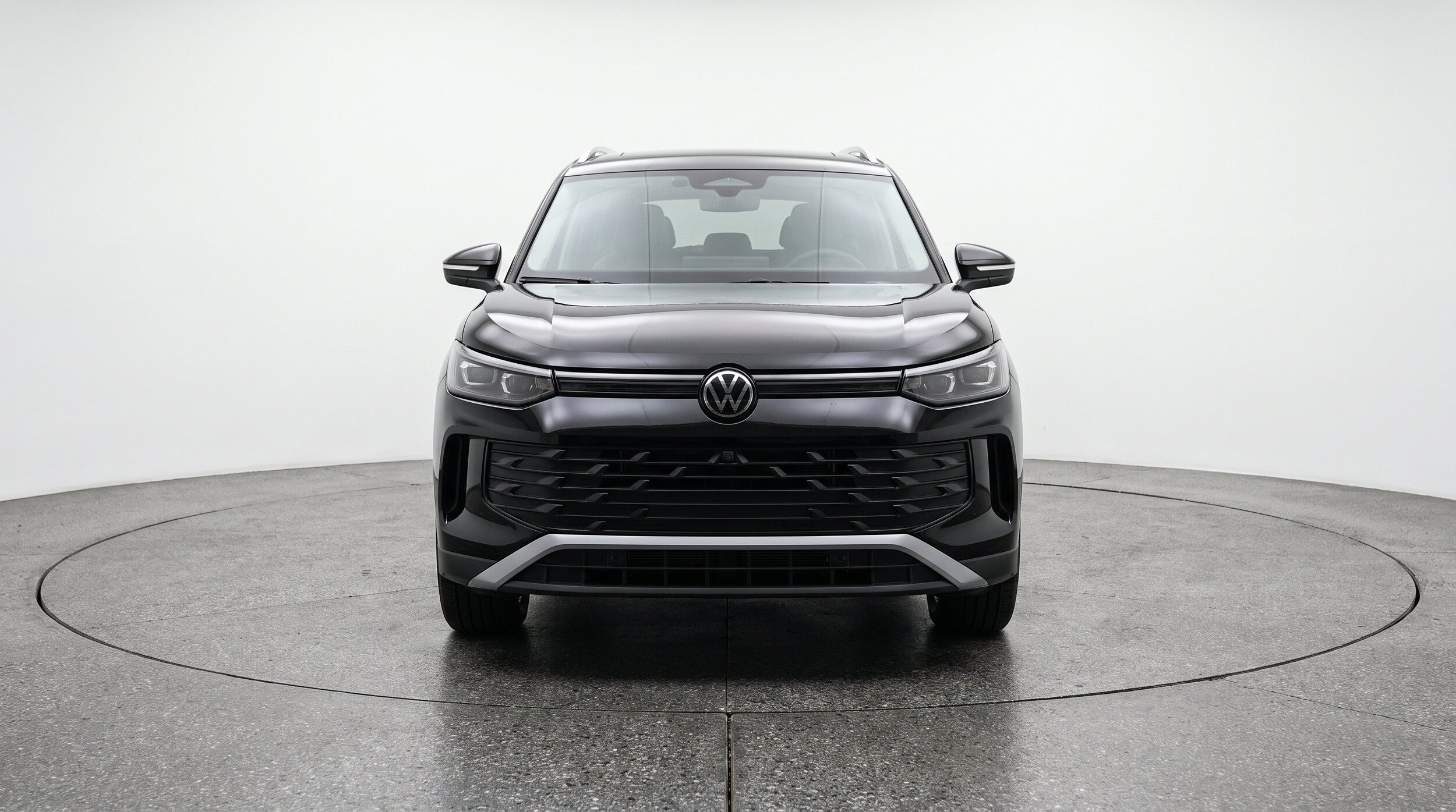 Thumbnail: 2026 Volkswagen Tiguan - 2