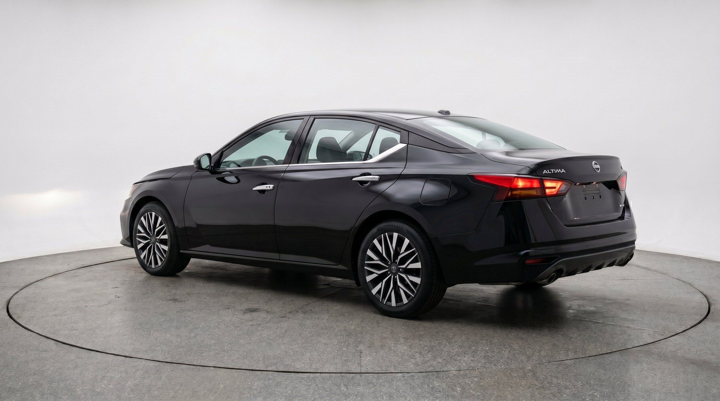 Thumbnail: 2025 Nissan Altima - 6