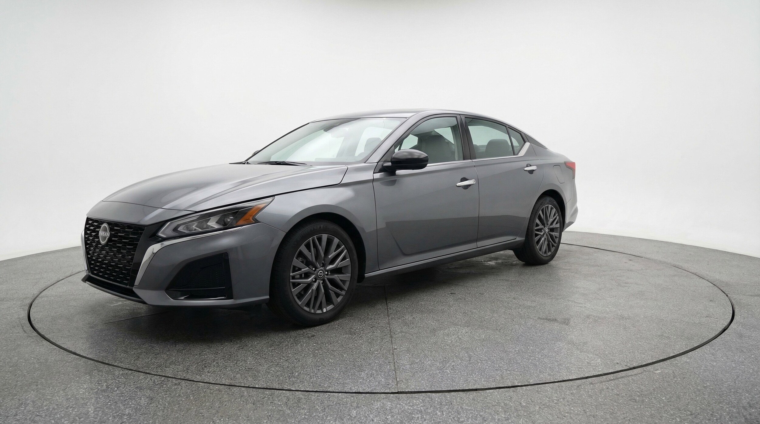 Thumbnail: 2025 Nissan Altima - 3