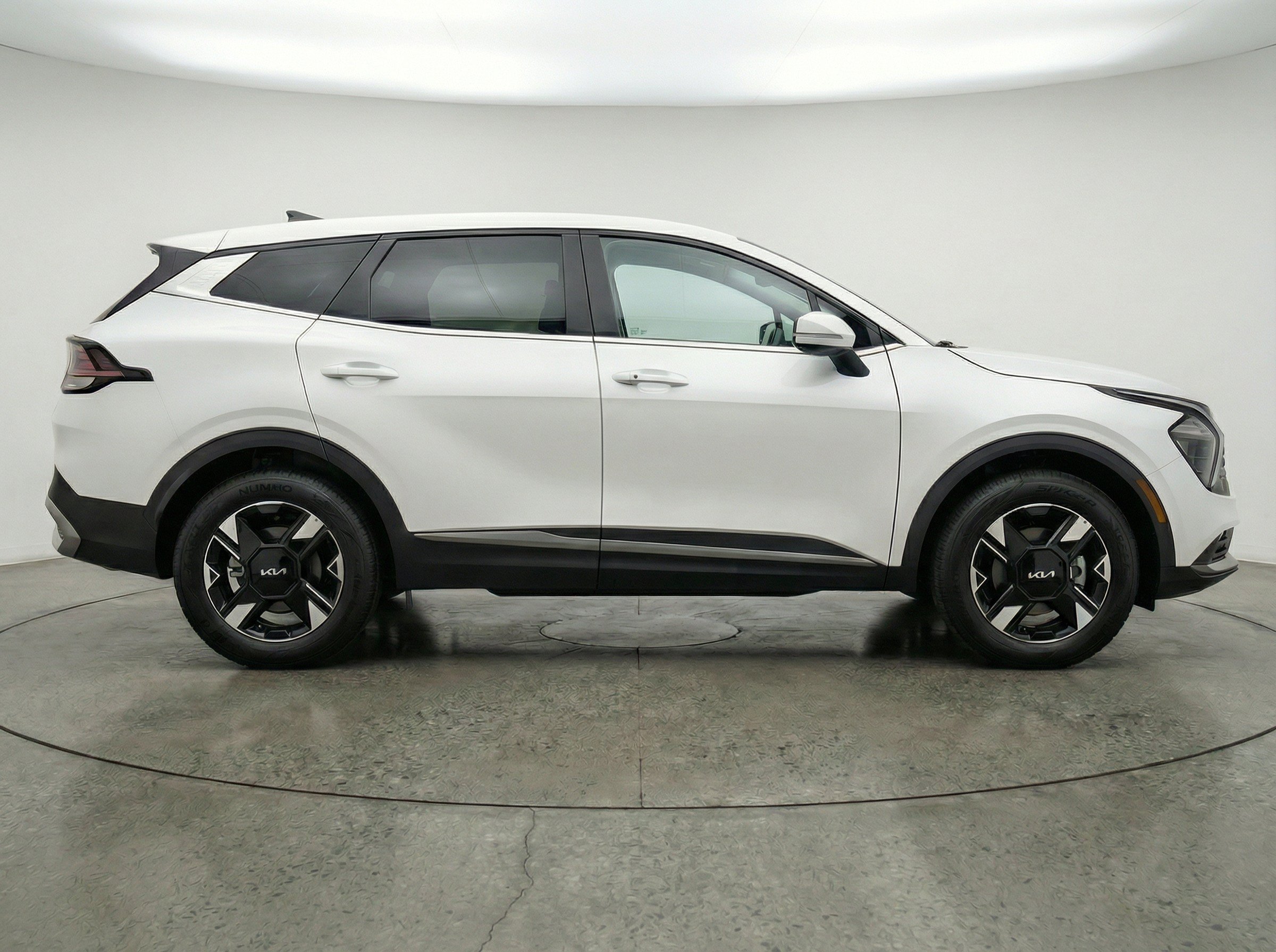 Thumbnail: 2026 Kia Sportage - 11