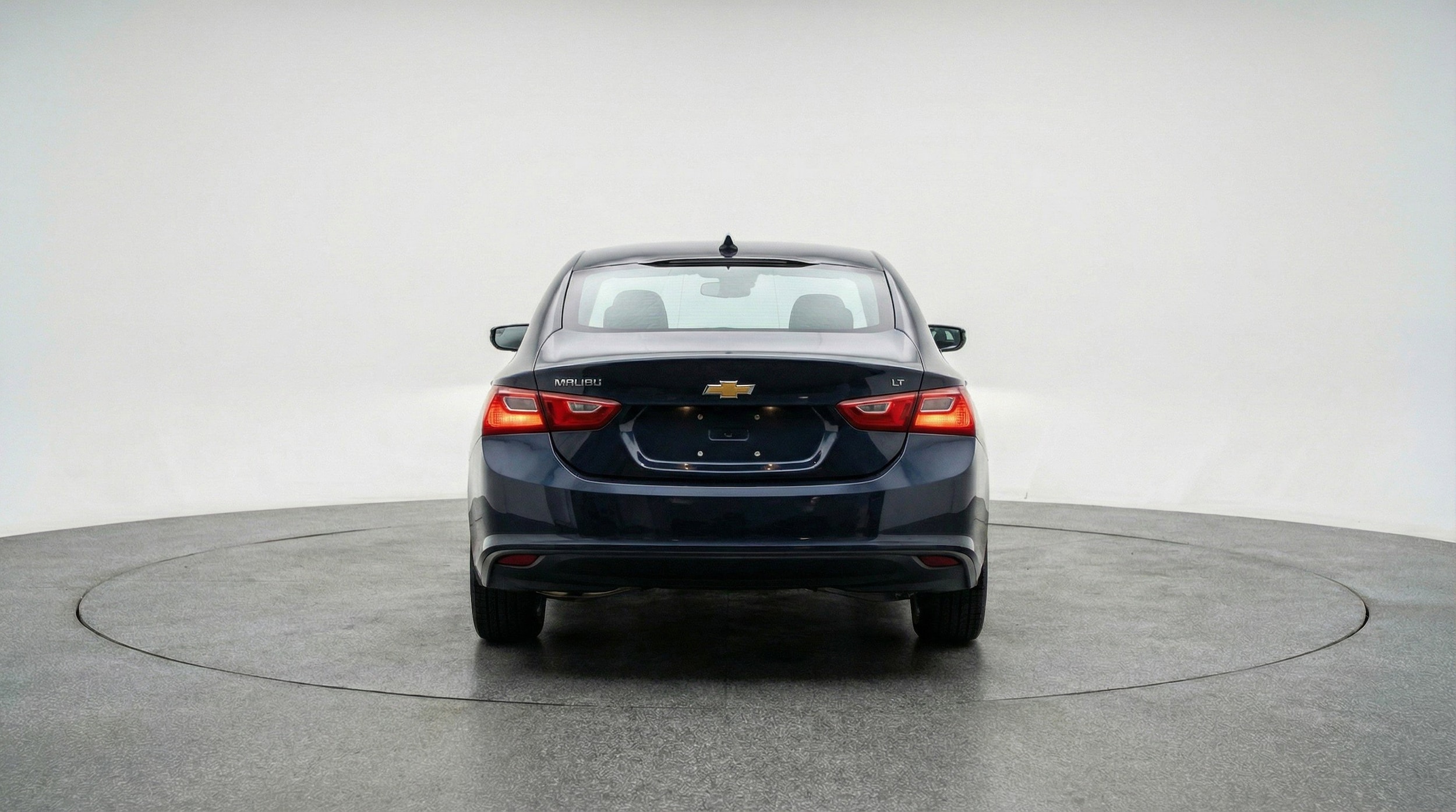 Thumbnail: 2023 Chevrolet Malibu - 7