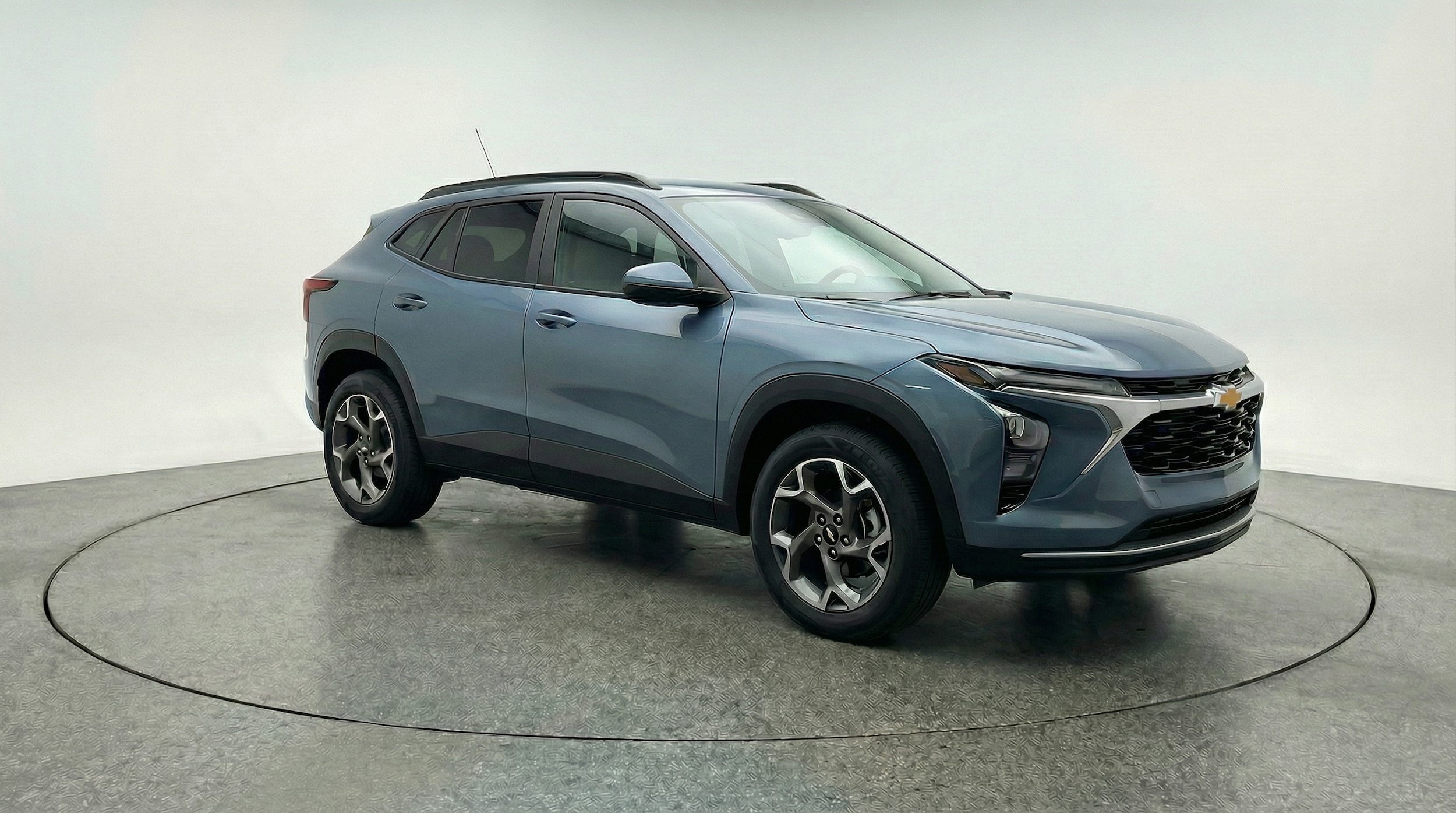 Thumbnail: 2025 Chevrolet Trax - 1