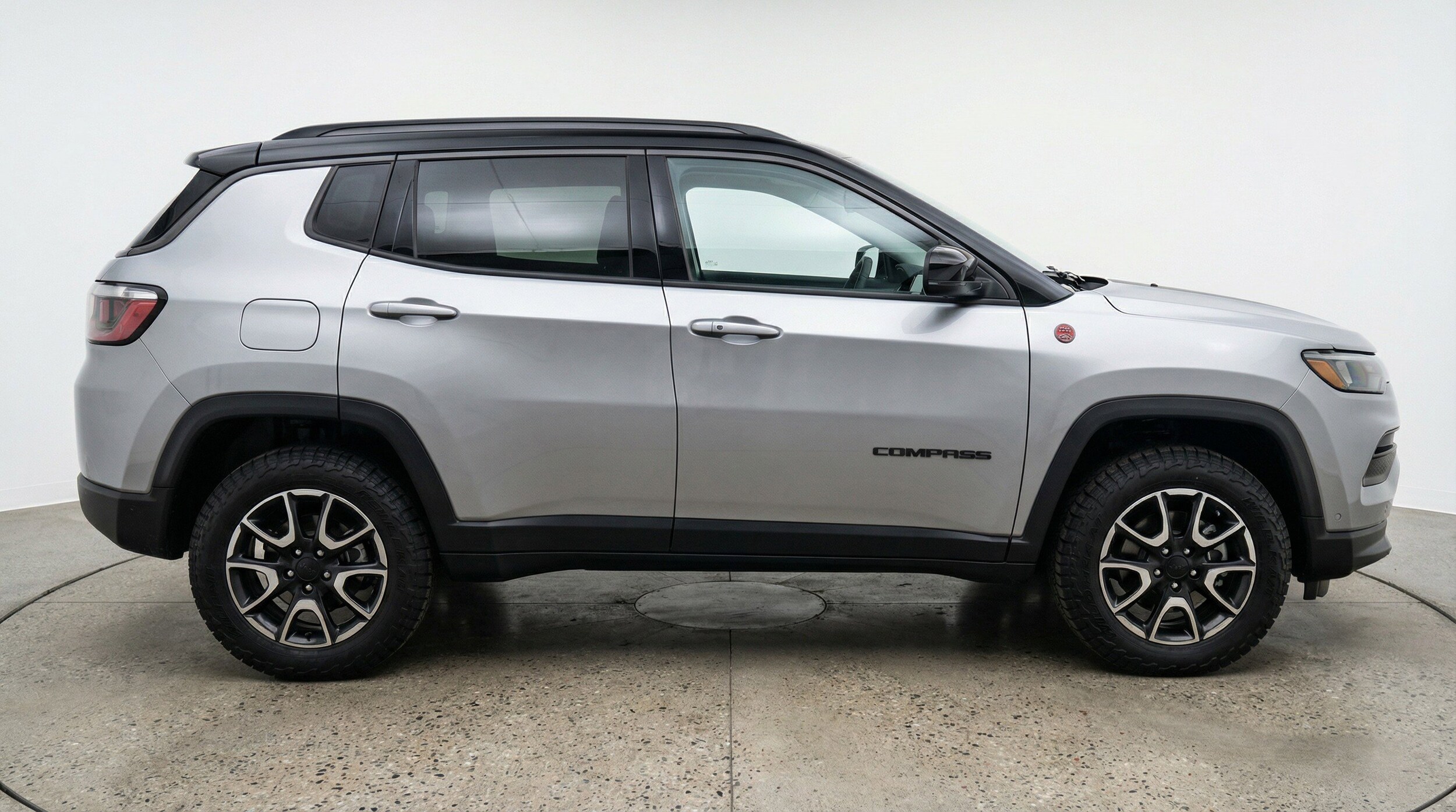 Thumbnail: 2025 Jeep Compass - 11