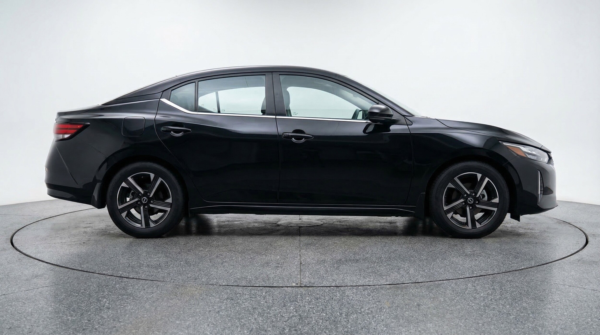 Thumbnail: 2025 Nissan Sentra - 11