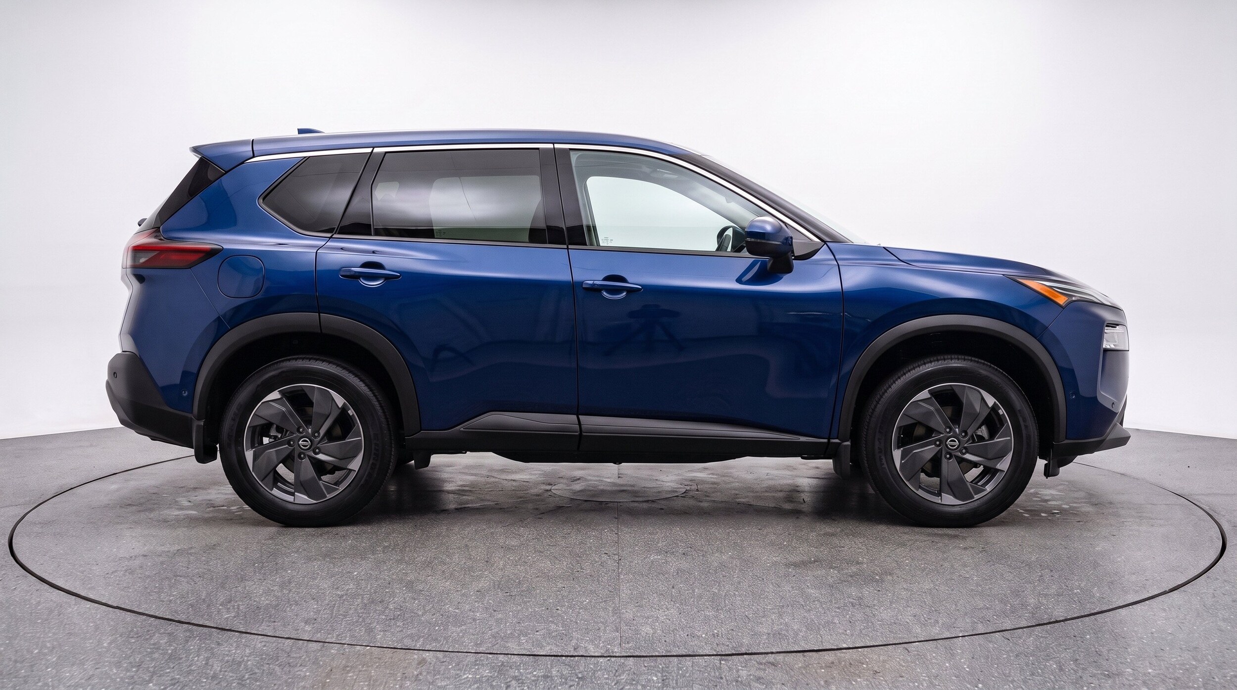 Thumbnail: 2025 Nissan Rogue - 10