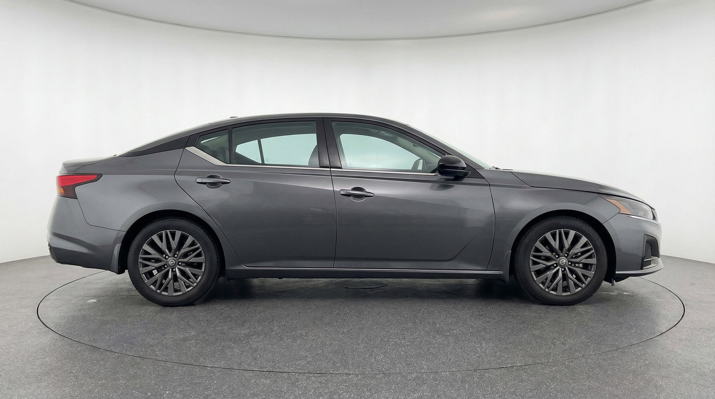 Thumbnail: 2025 Nissan Altima - 11