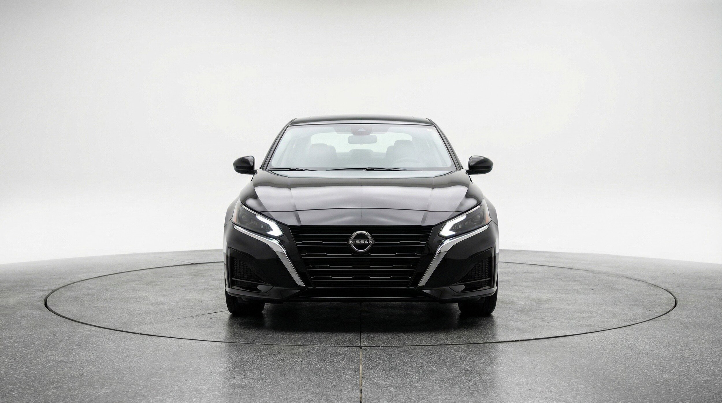 Thumbnail: 2025 Nissan Altima - 2