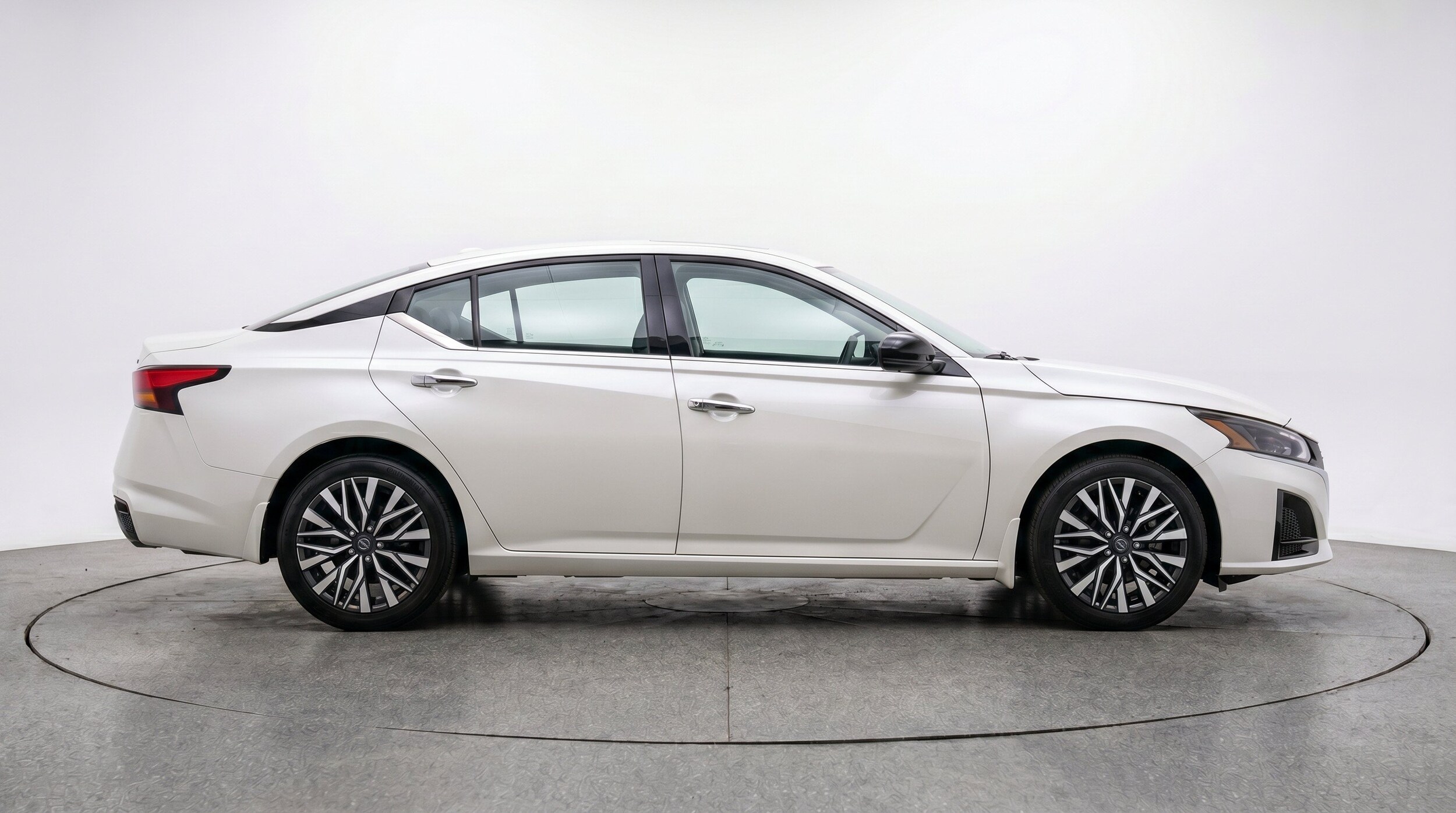 Thumbnail: 2025 Nissan Altima - 11