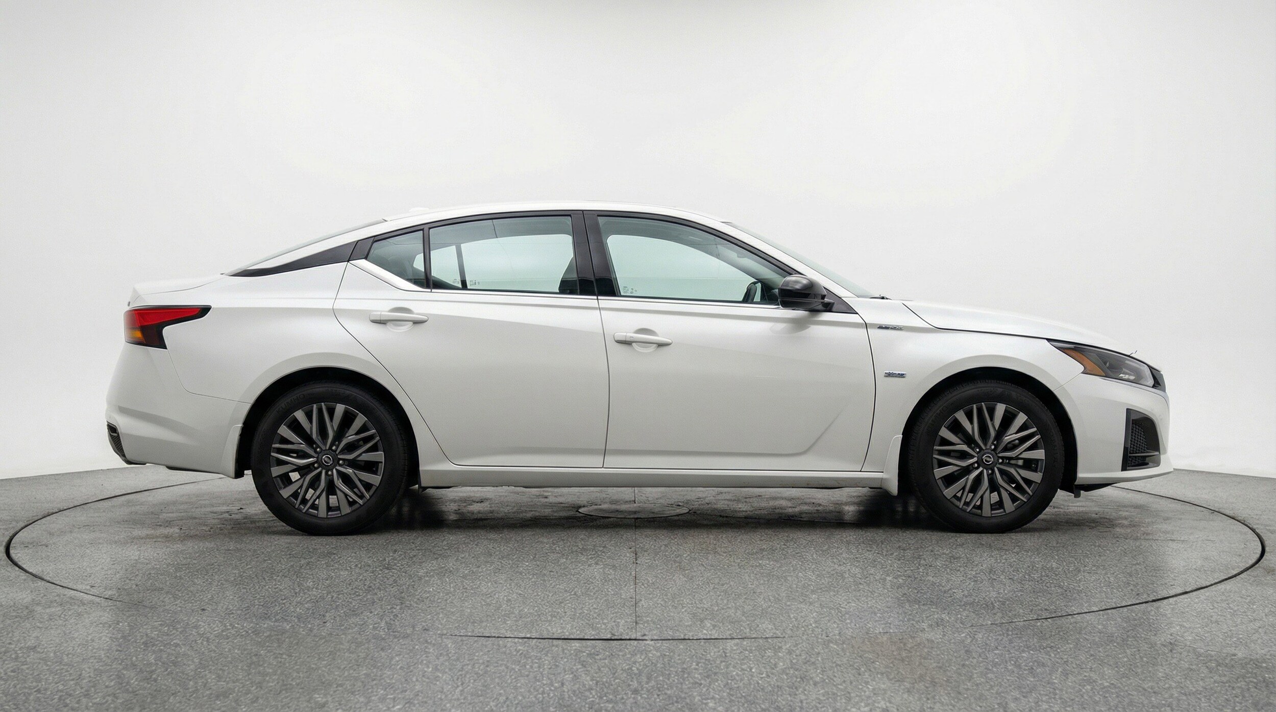 Thumbnail: 2025 Nissan Altima - 11