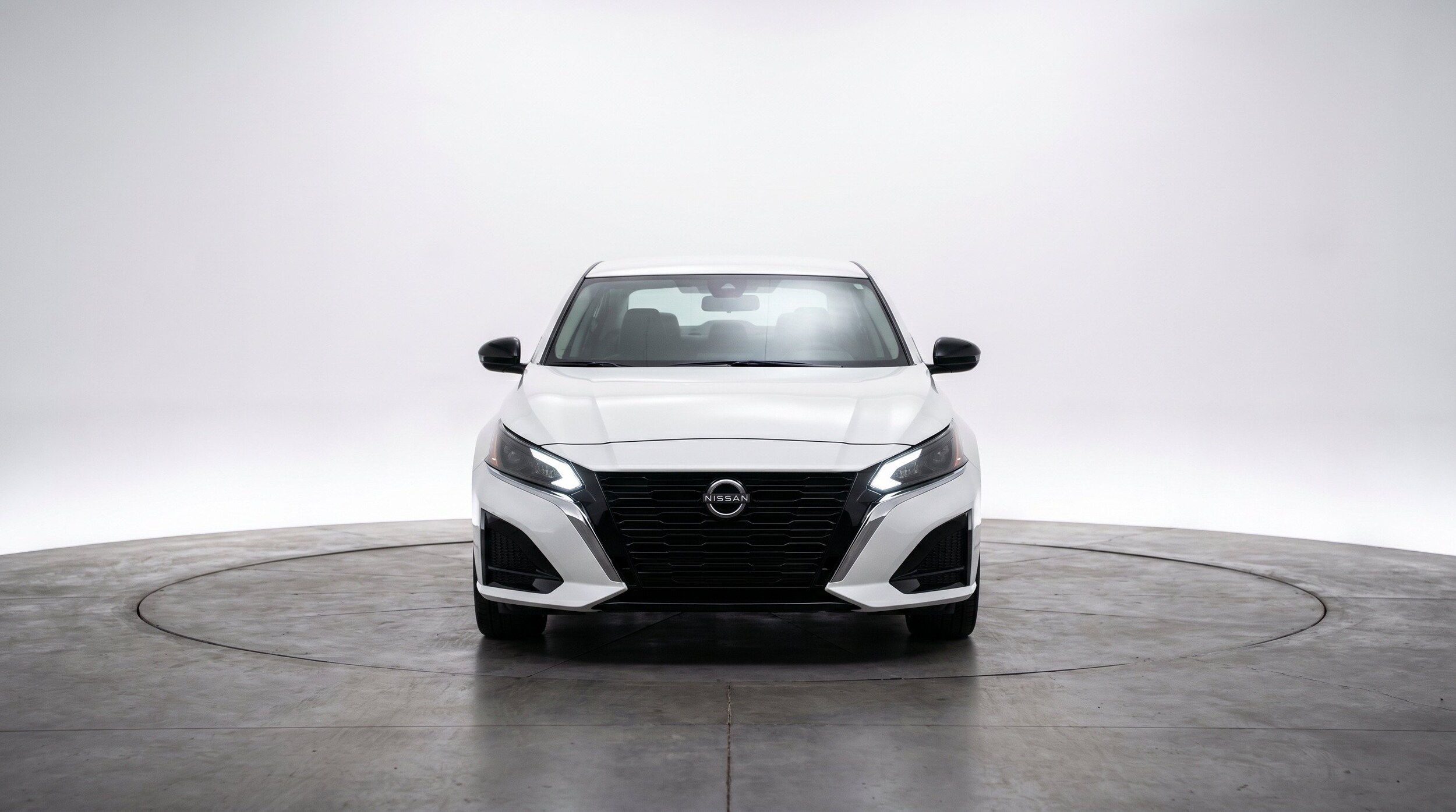 Thumbnail: 2025 Nissan Altima - 2
